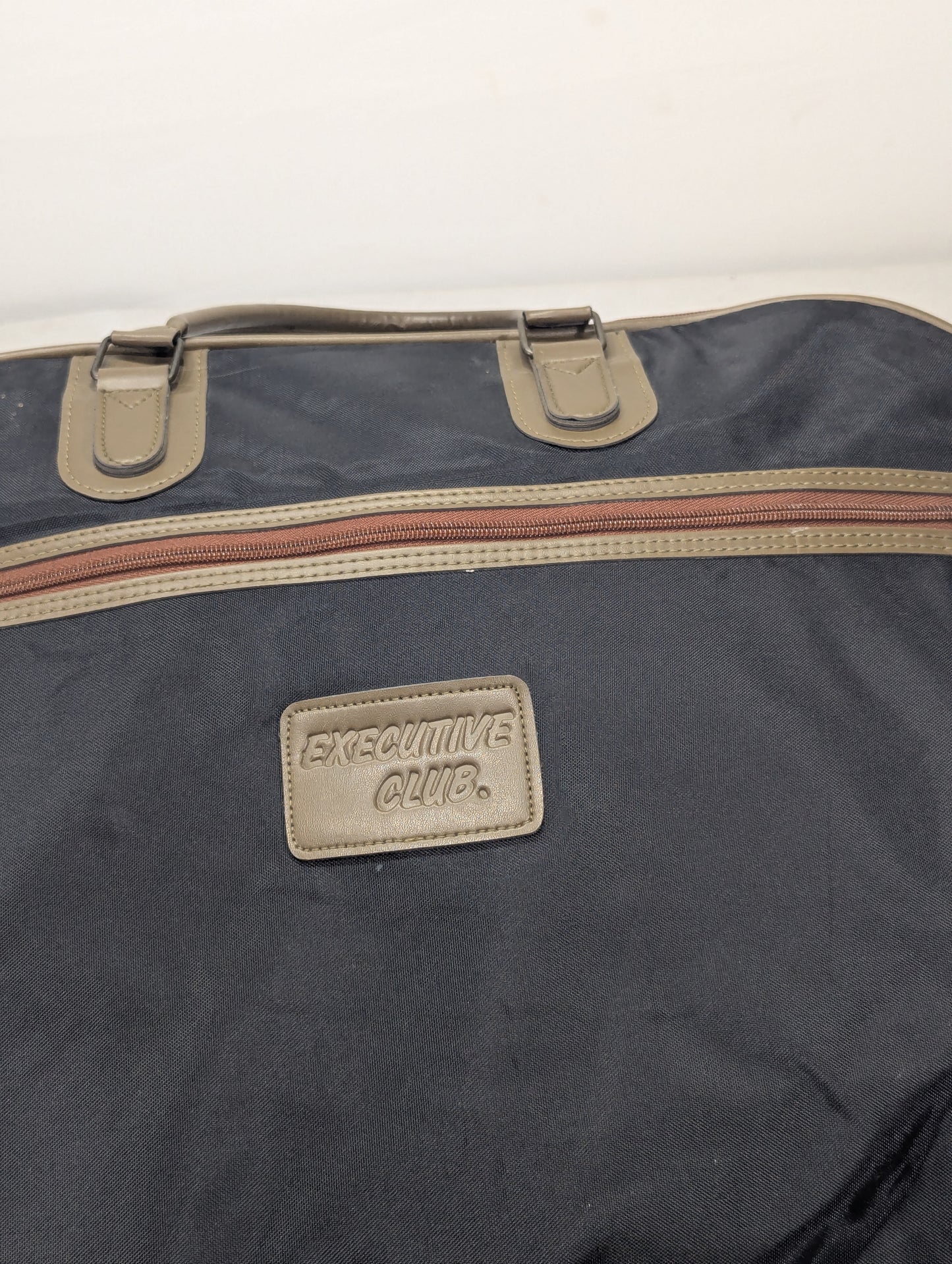 suit Title will update soon