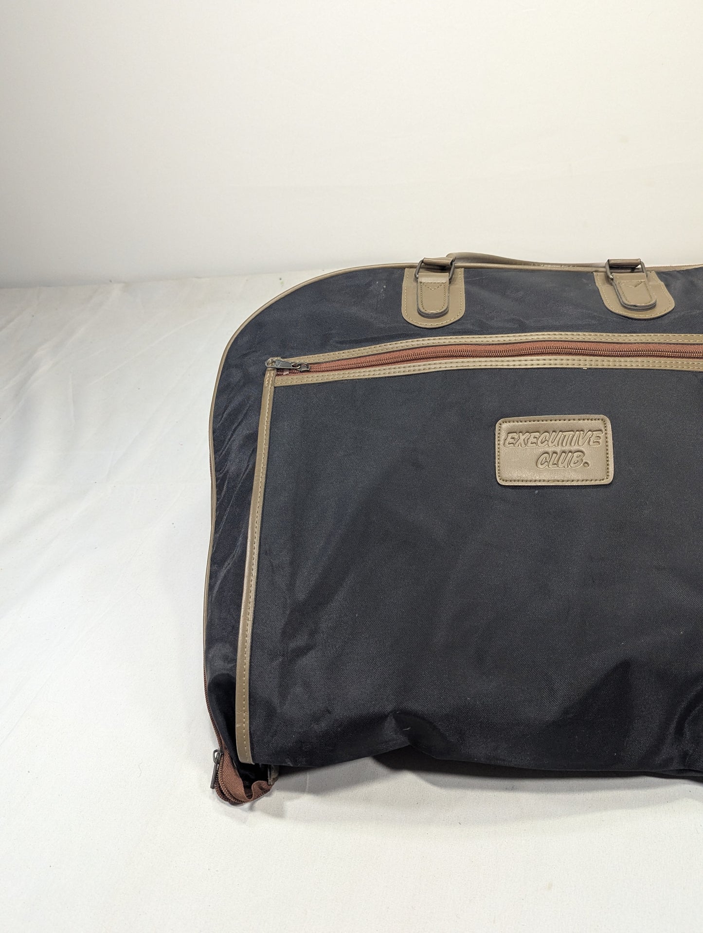 suit Title will update soon