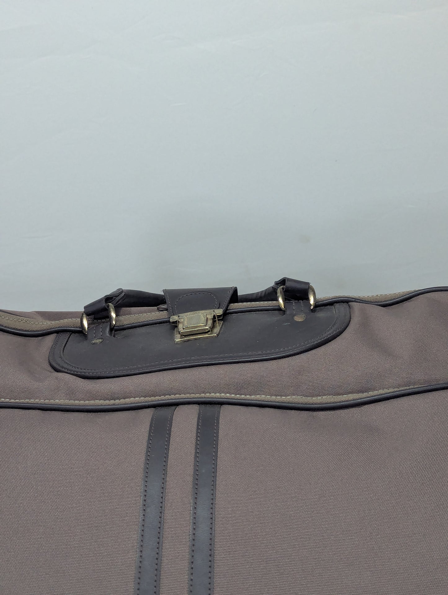 suit Title will update soon