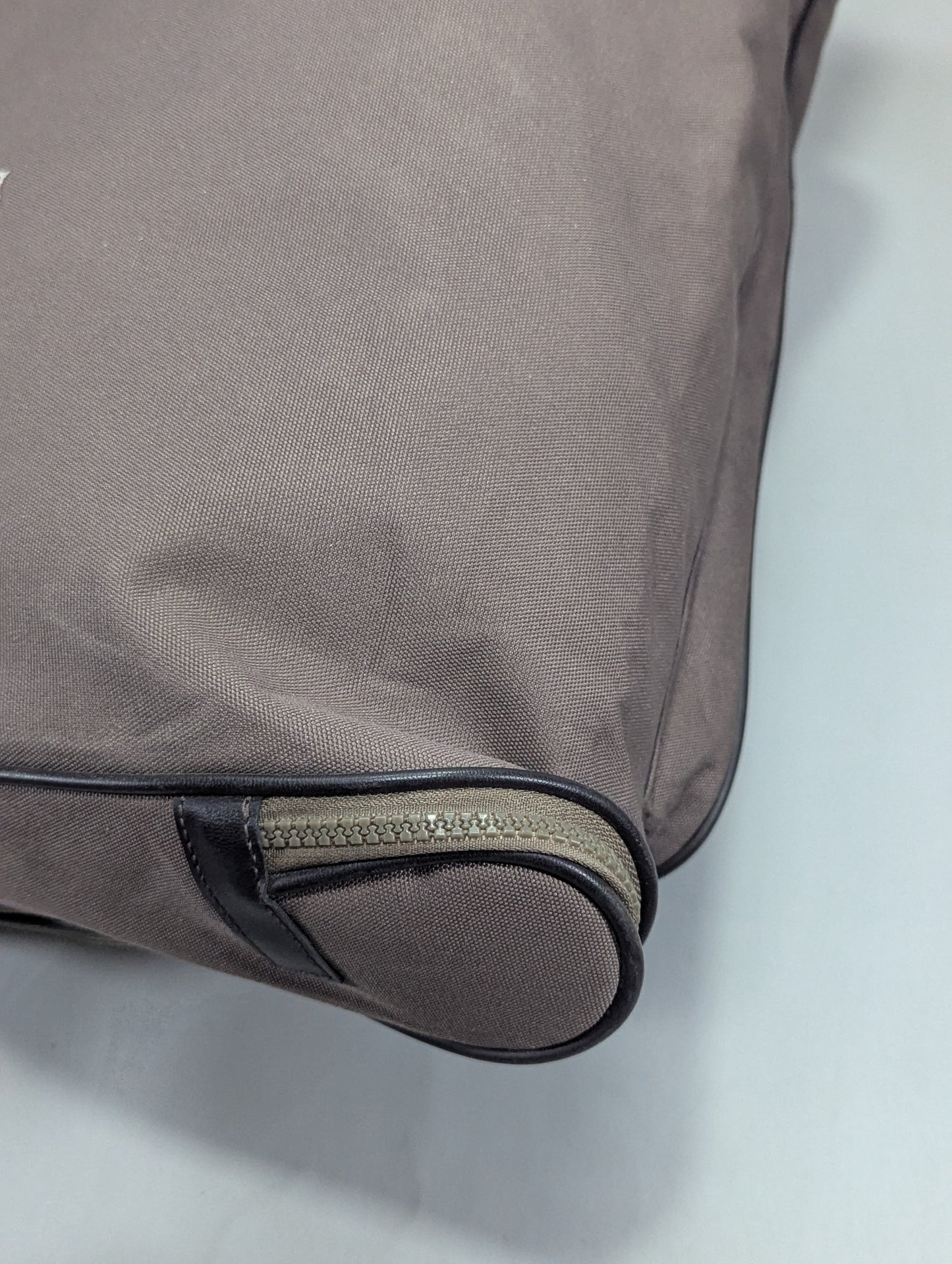 suit Title will update soon