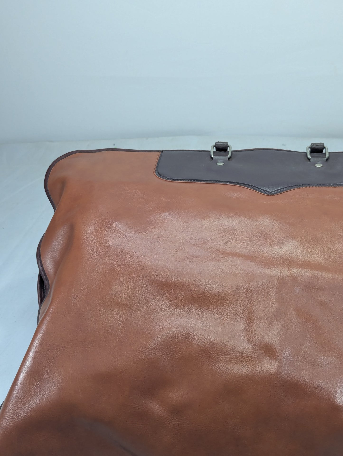 suit Title will update soon