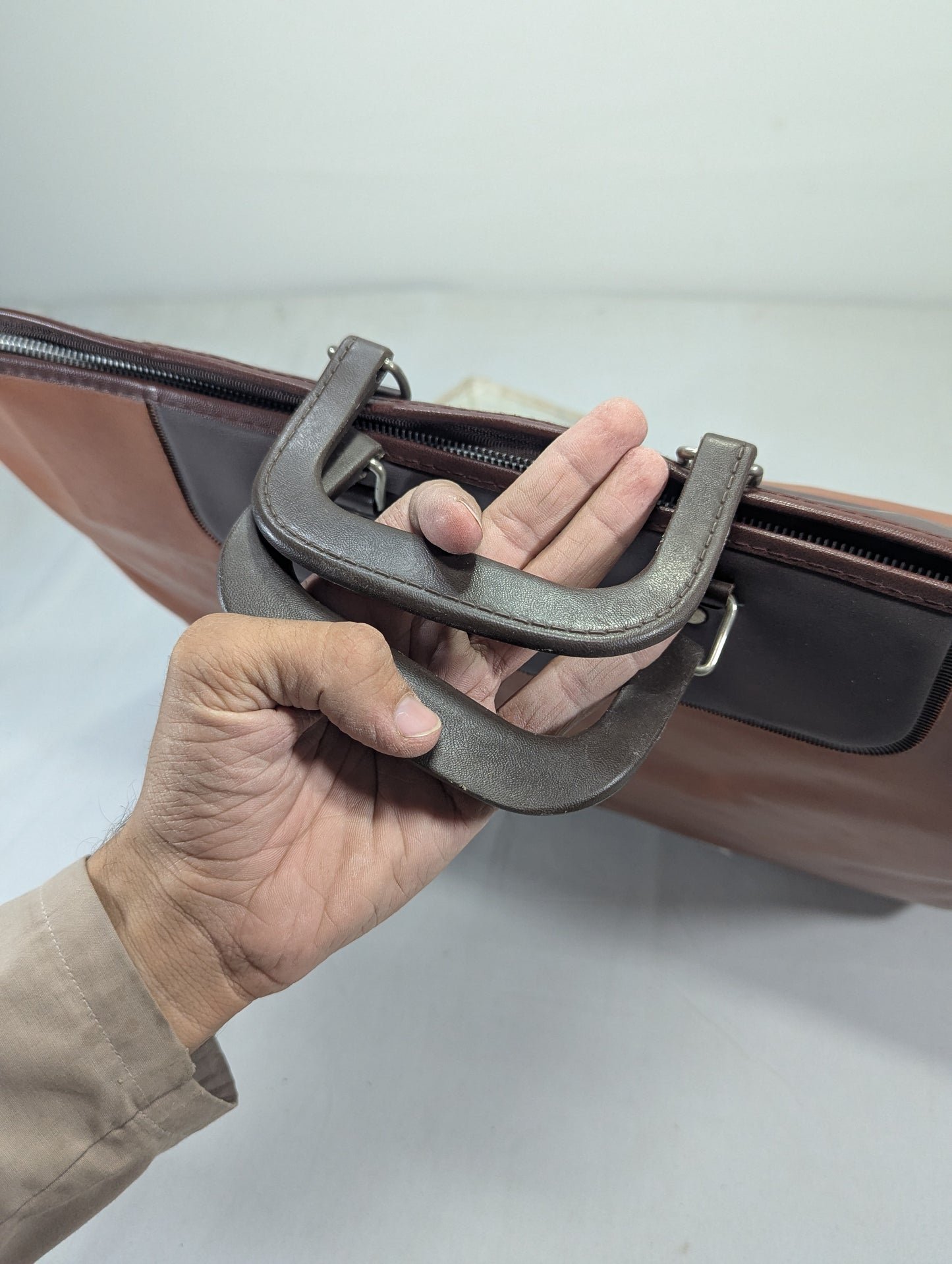 suit Title will update soon