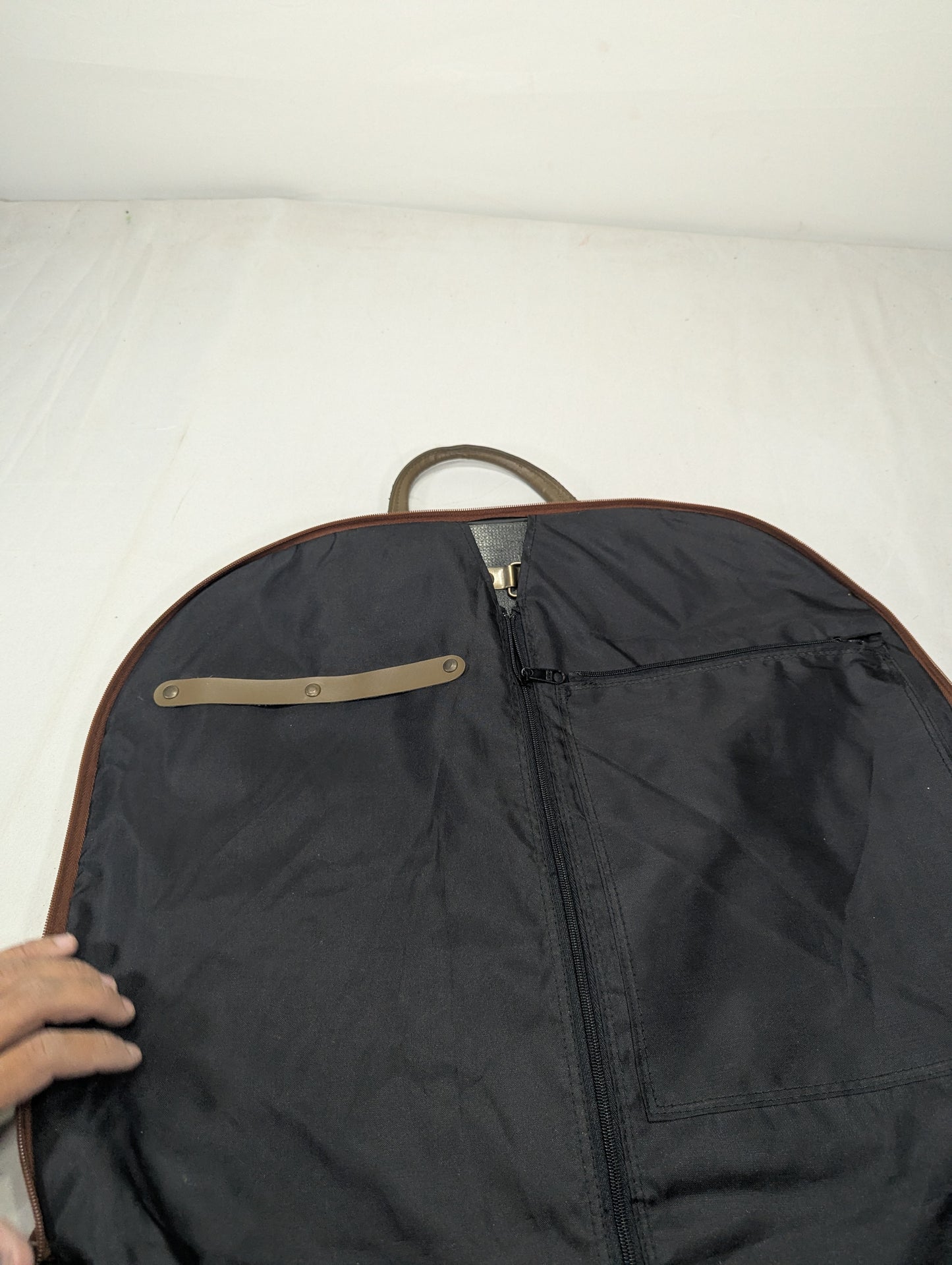 suit Title will update soon