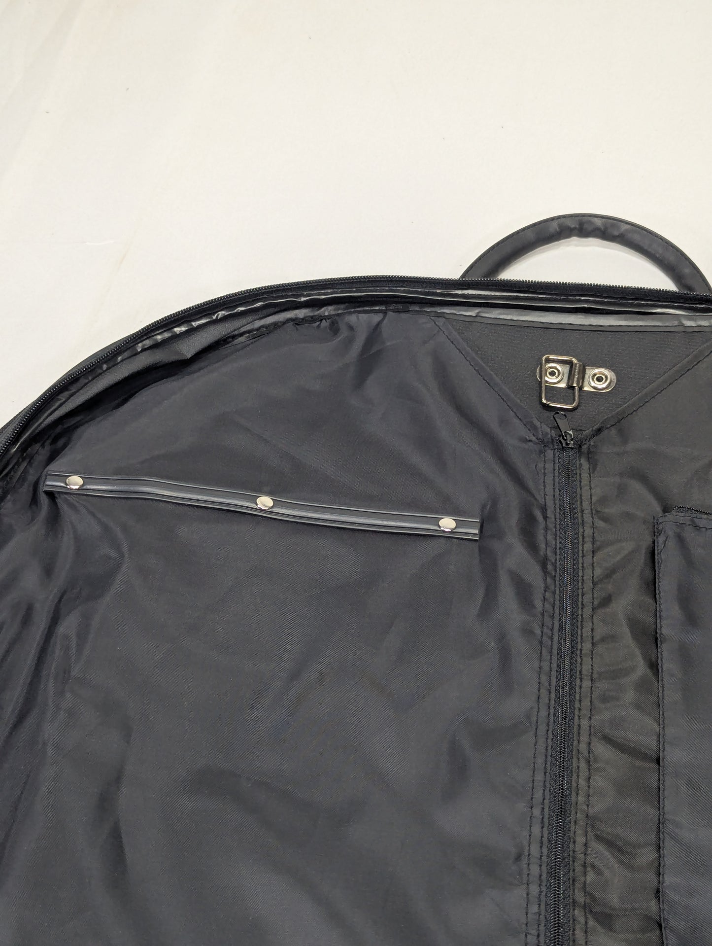 suit Title will update soon