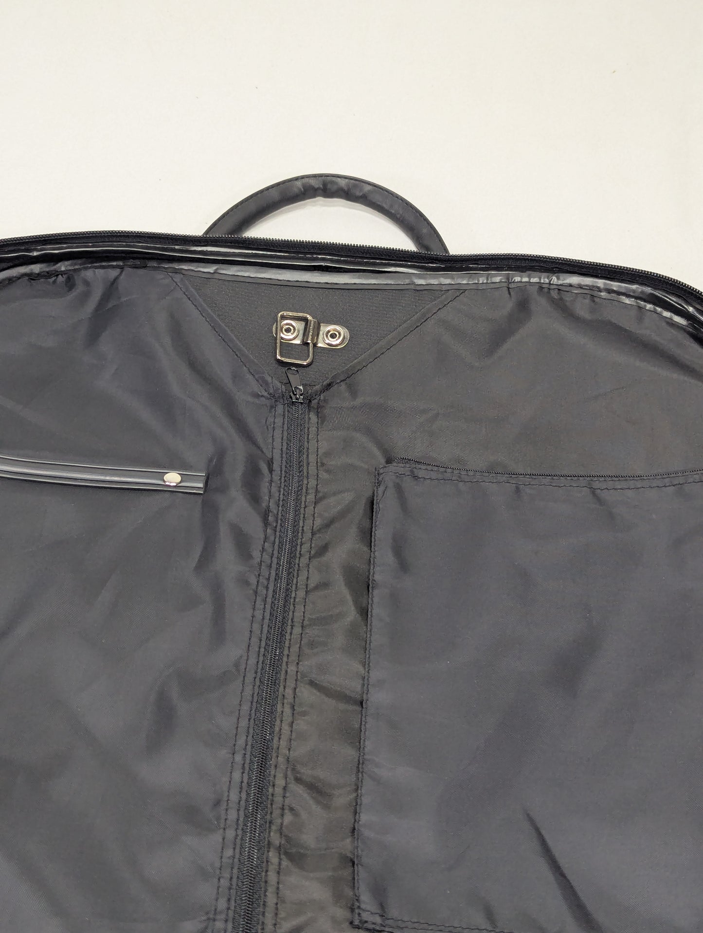 suit Title will update soon