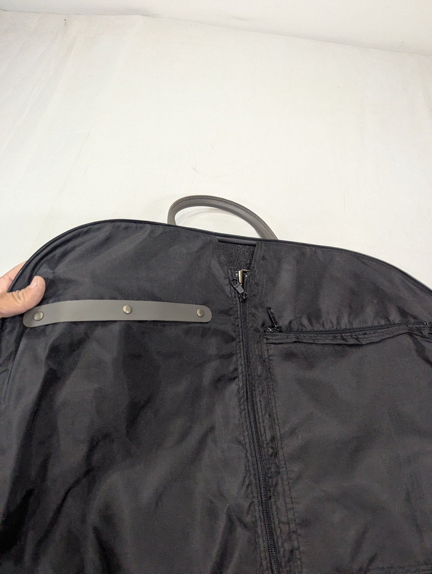 suit Title will update soon