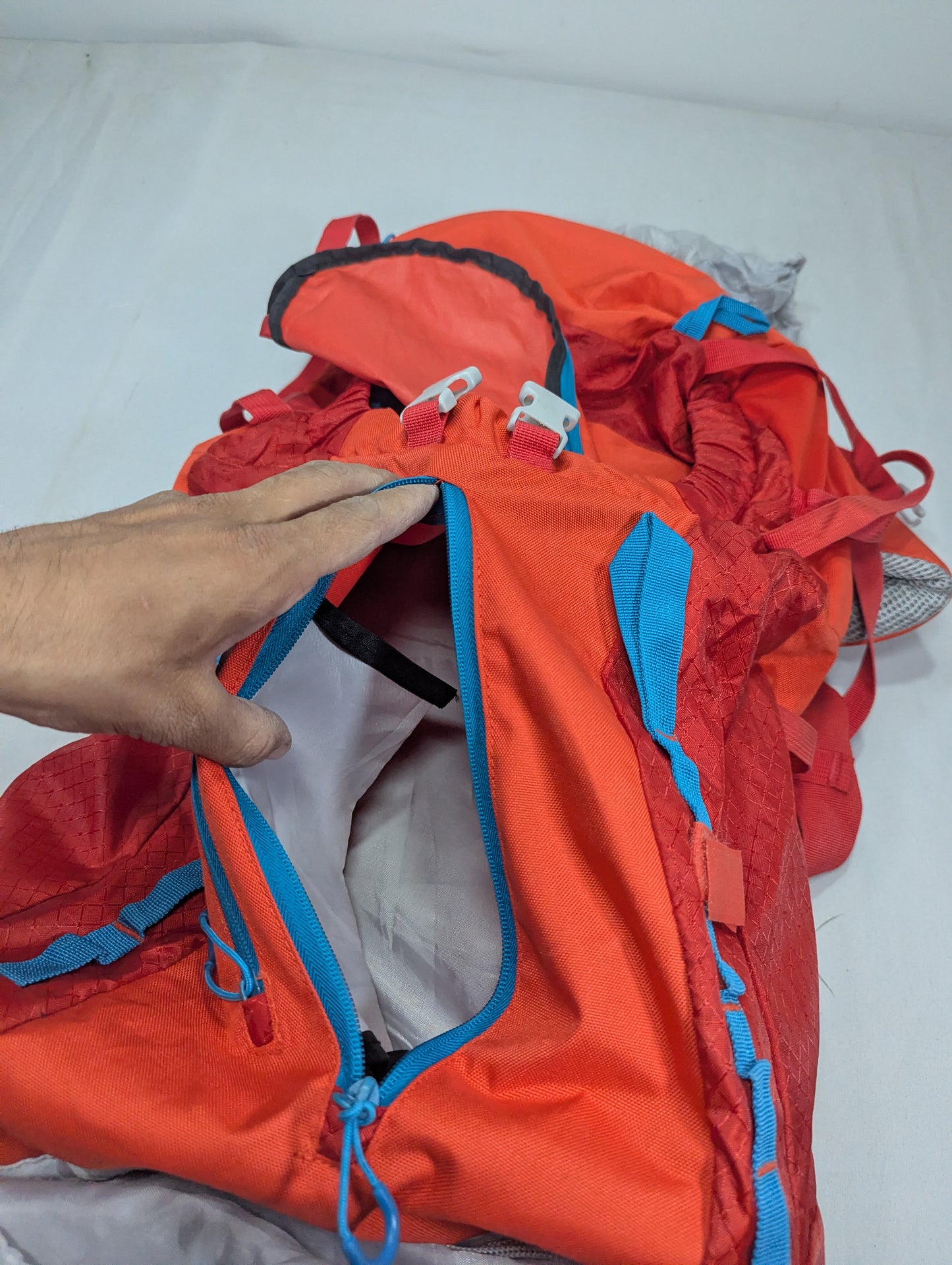 hiking Title will update soon