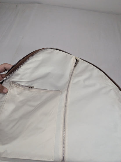 suit Title will update soon