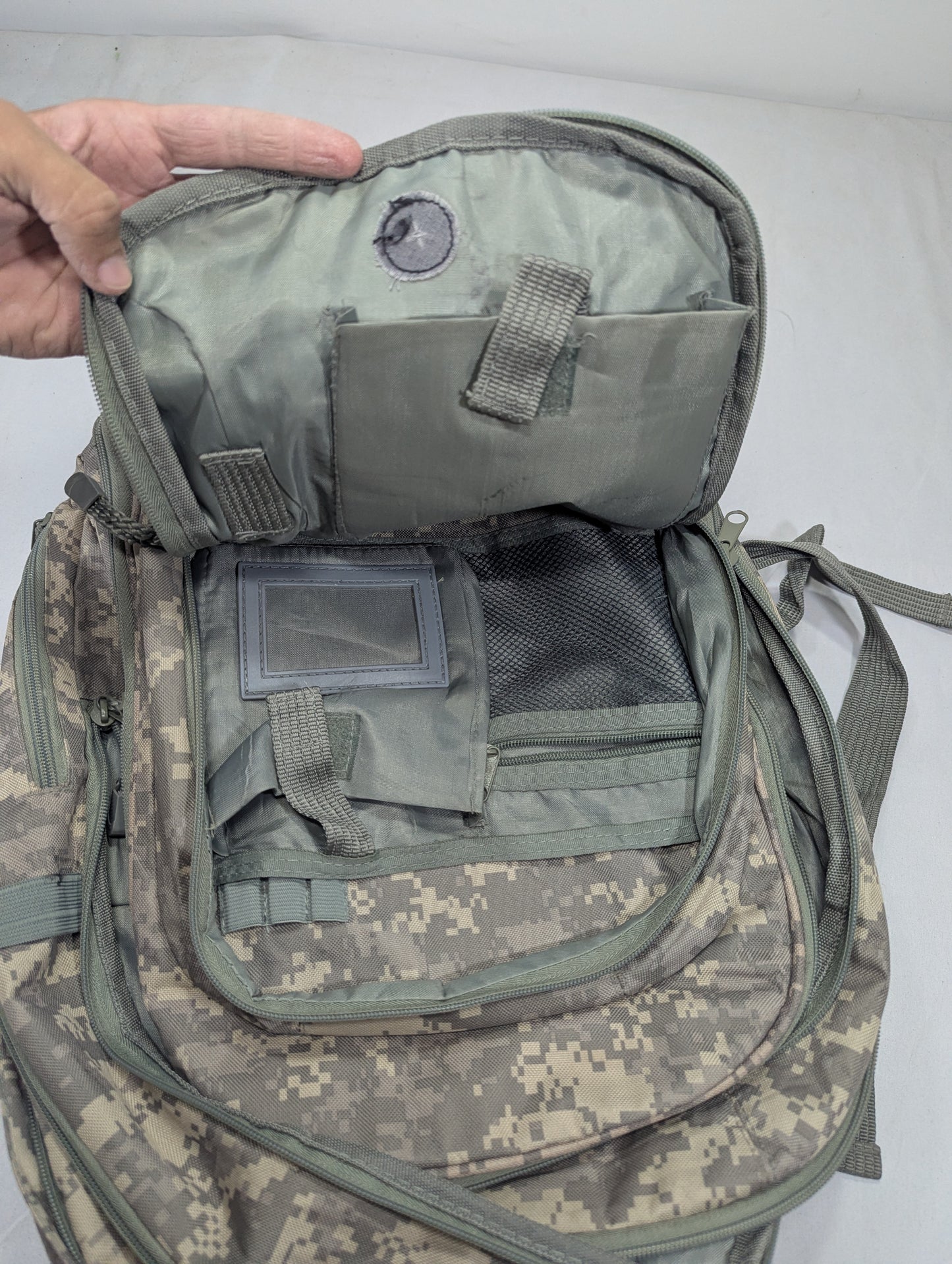 Camouflage Title will update soon