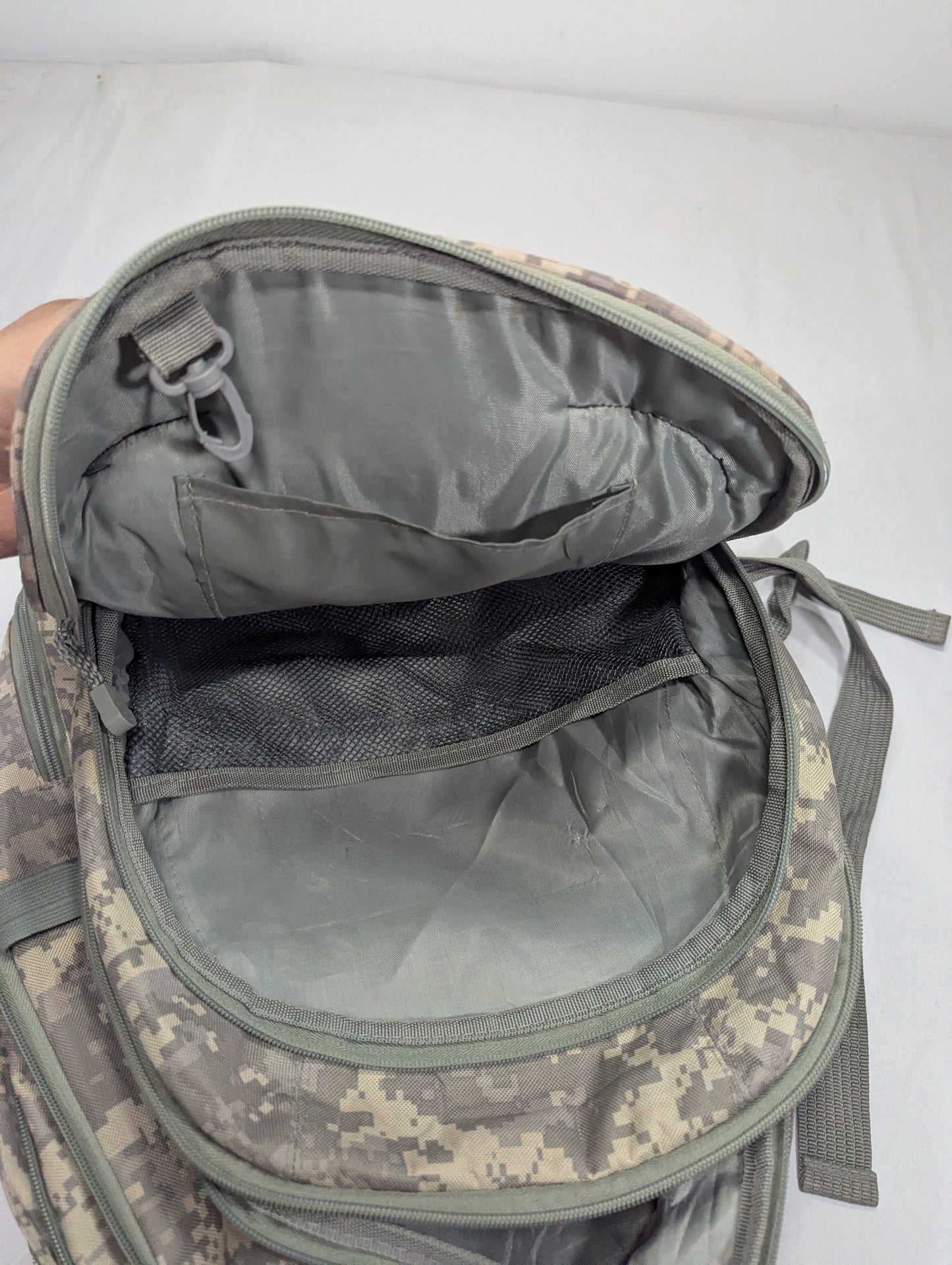 Camouflage Title will update soon