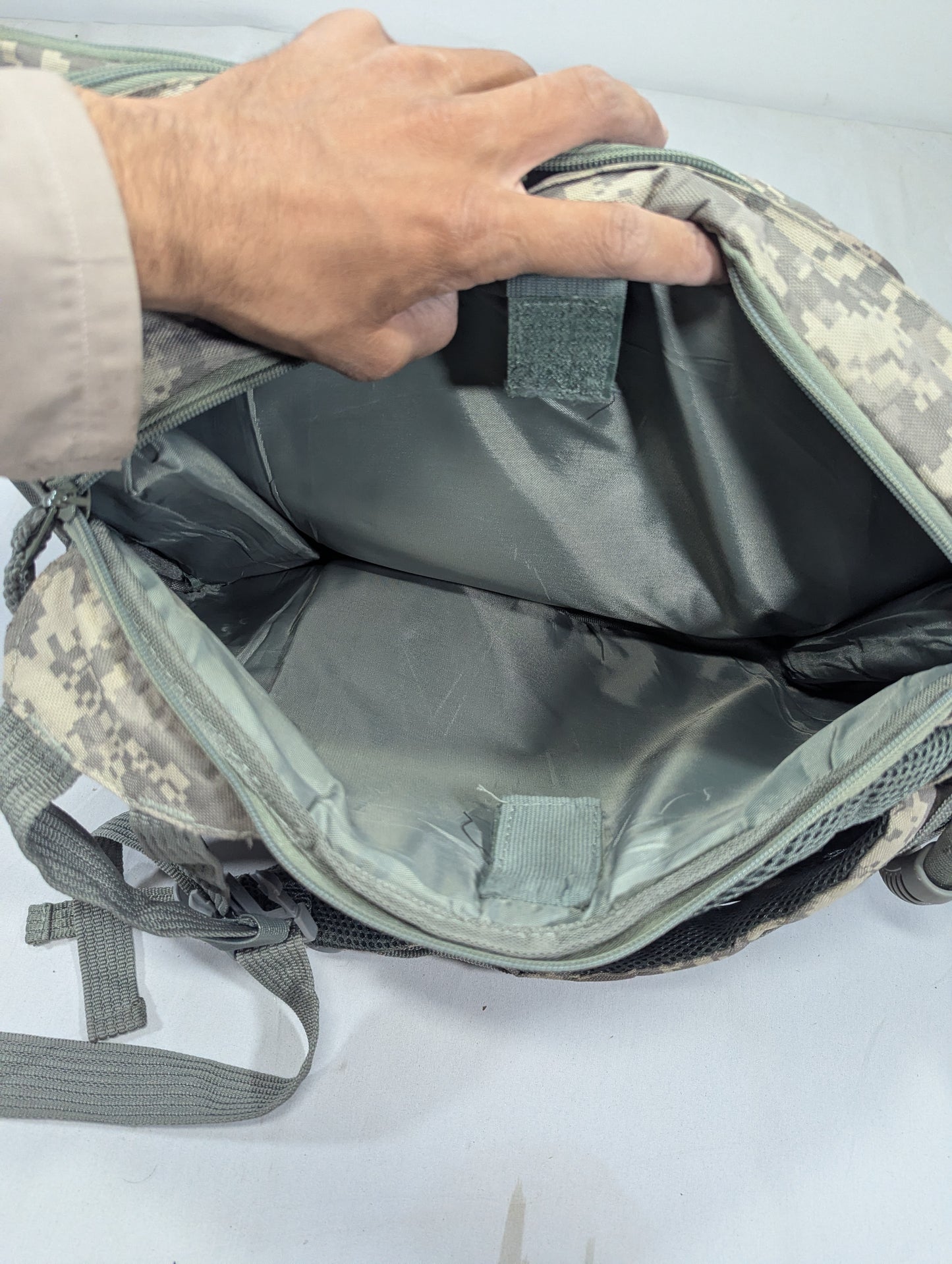 Camouflage Title will update soon