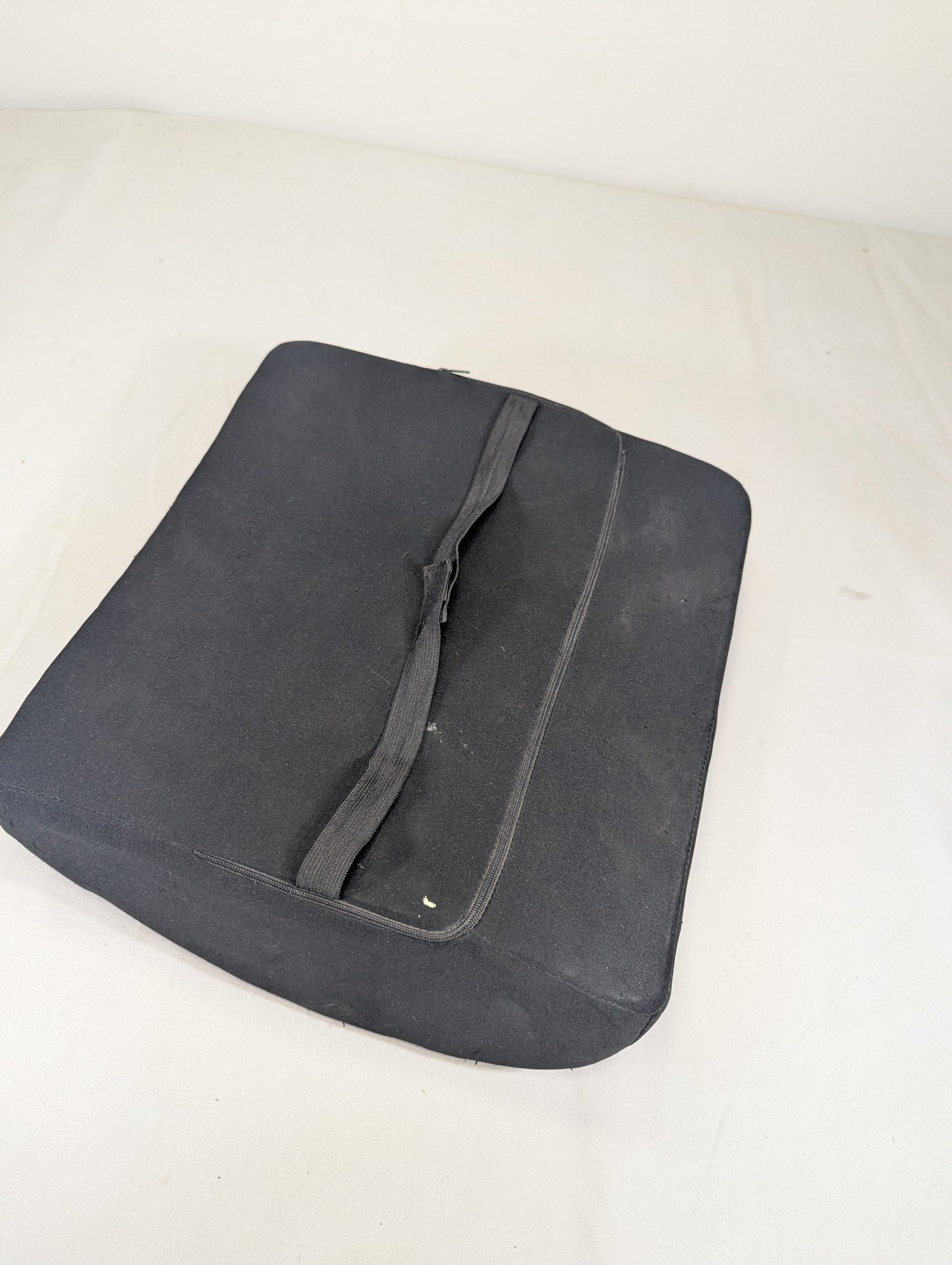 Massager   Imported USA Authentic Neck rest, Car seat Breathable Pillow Neck Support Cushion