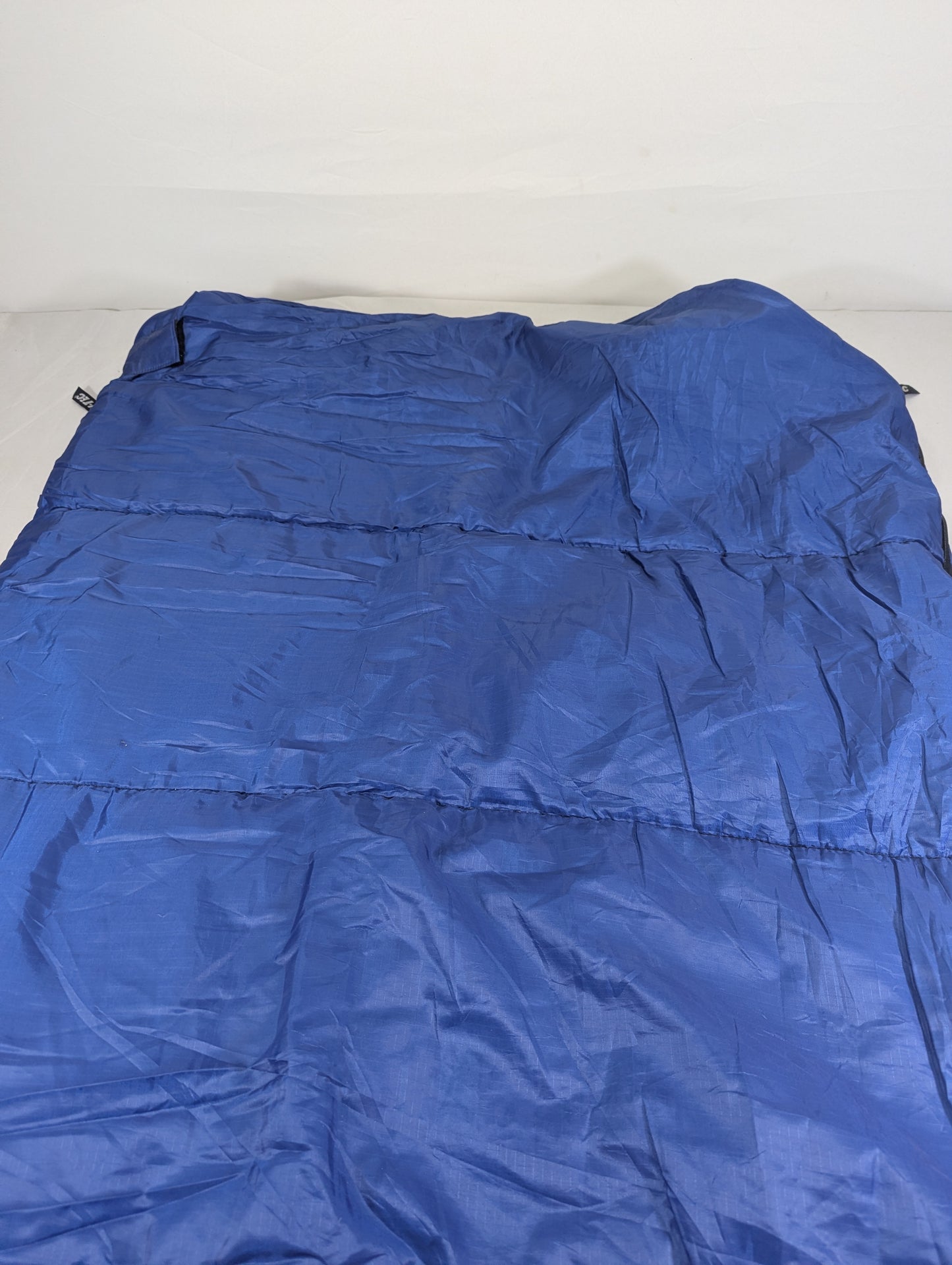 HI-TECH USA lot sleeping bag Sb308