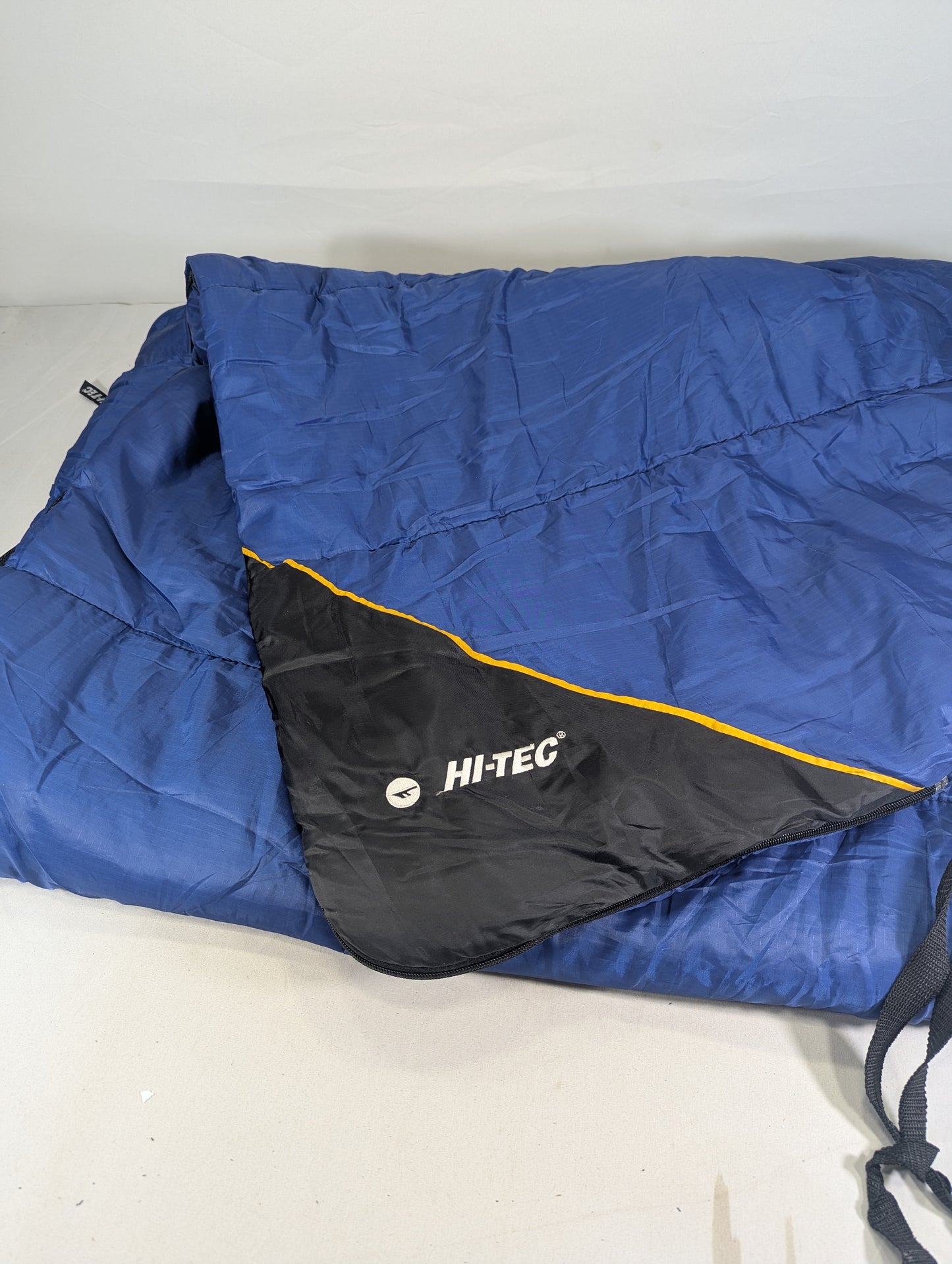 HI-TECH USA lot sleeping bag Sb308
