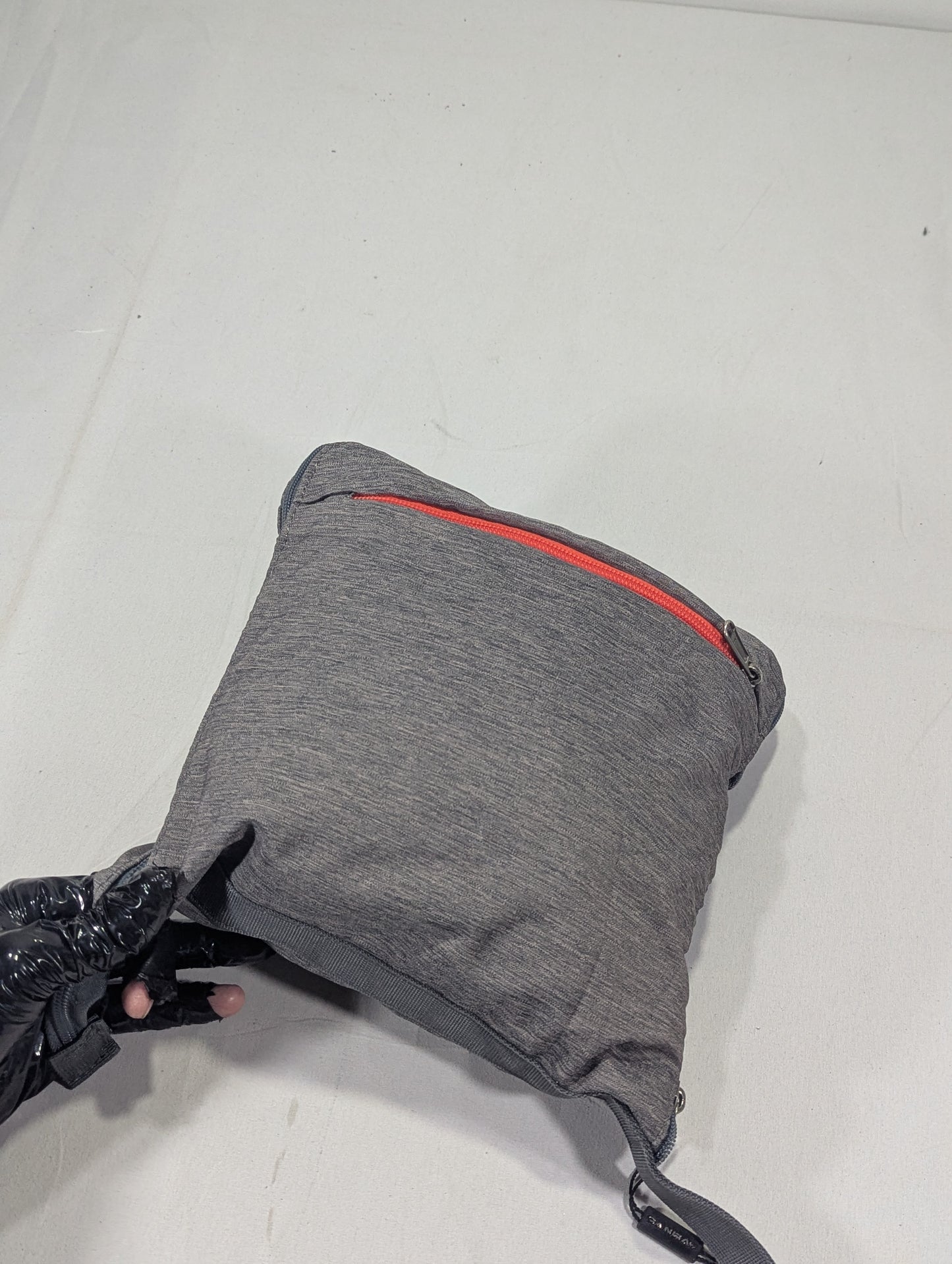 FOLDABLE Title will update soon