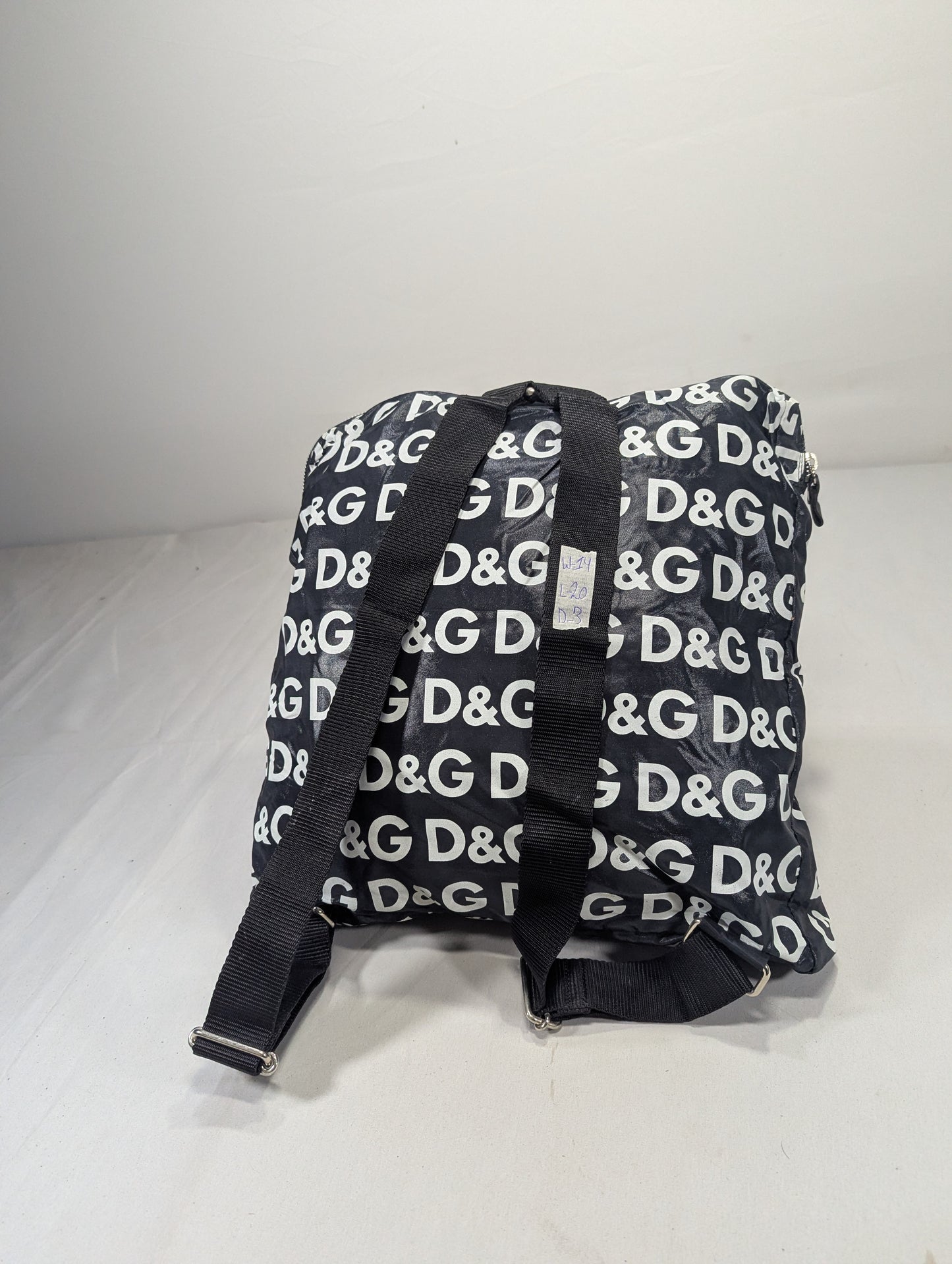 Dolce & Gabbana Title will update soon