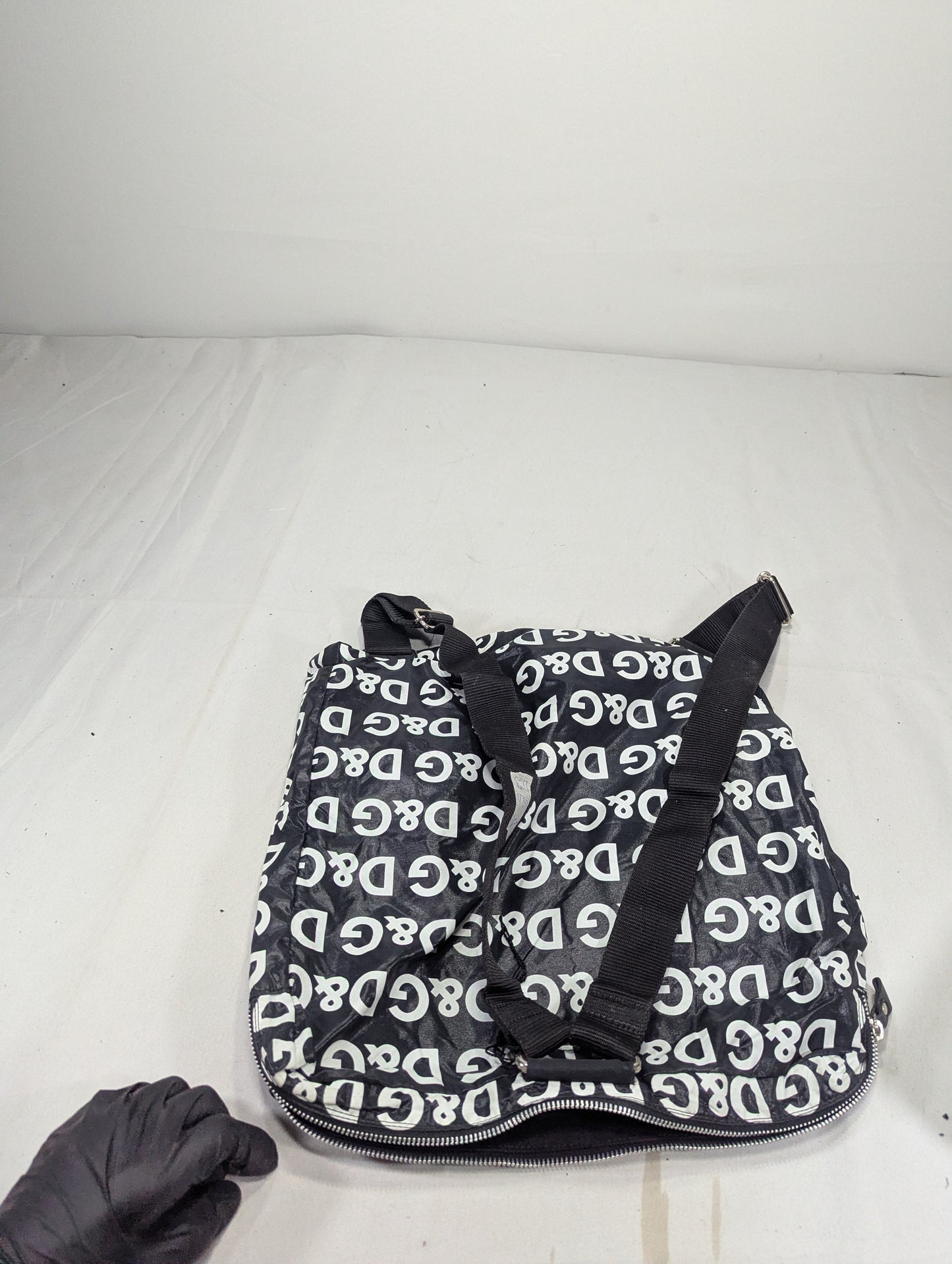 Dolce & Gabbana Title will update soon