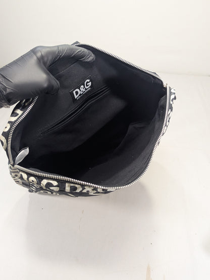 Dolce & Gabbana Title will update soon