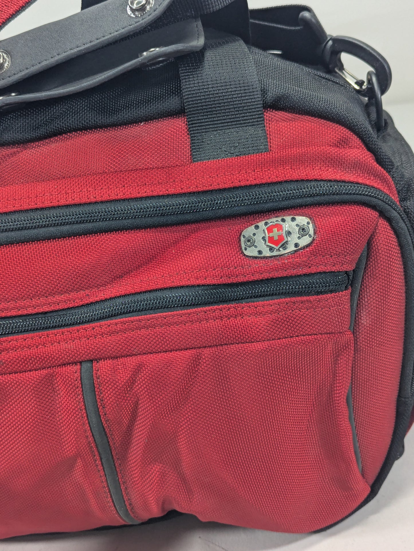 VICTORIONIX Swiss army bag Title will update soon