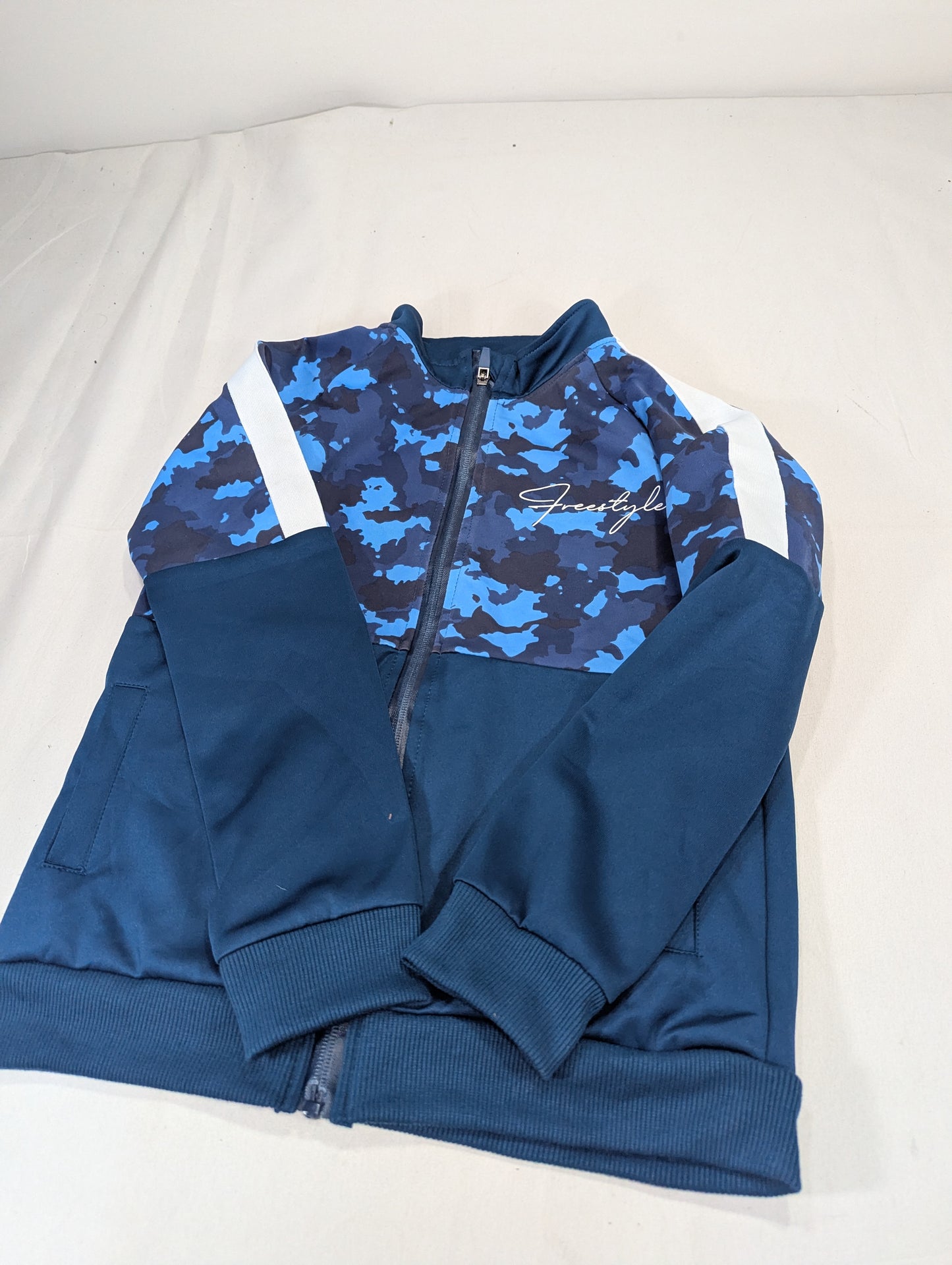 Preloved winter collection , Hoodie, Upper Jackets