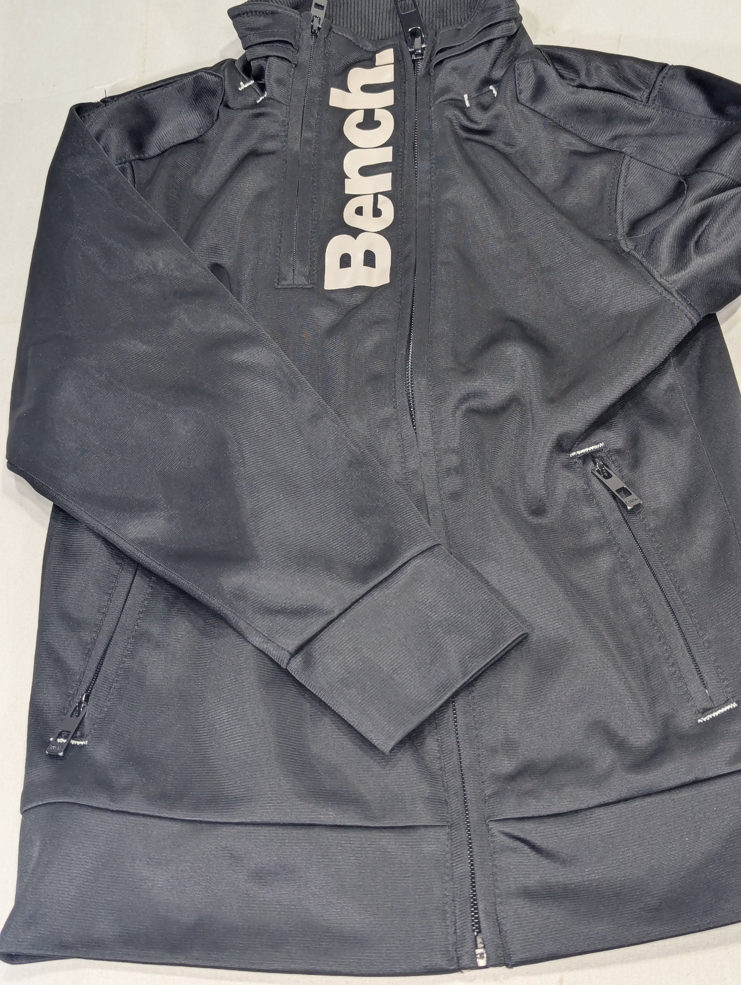 BENCH  Preloved winter collection , Hoodie, Upper Jackets