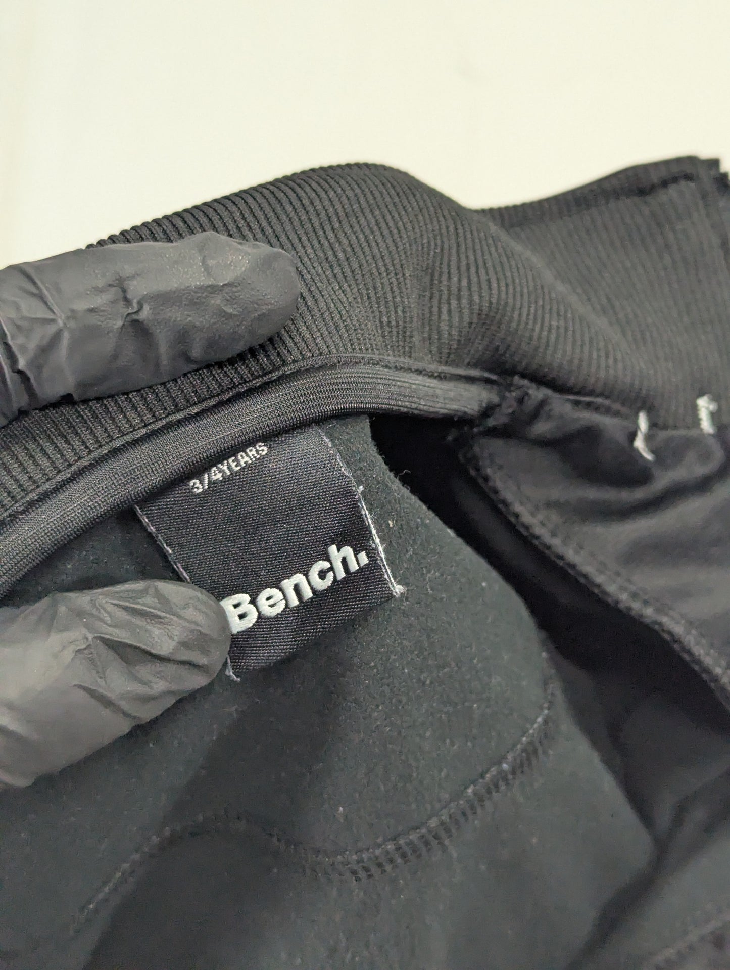 BENCH  Preloved winter collection , Hoodie, Upper Jackets