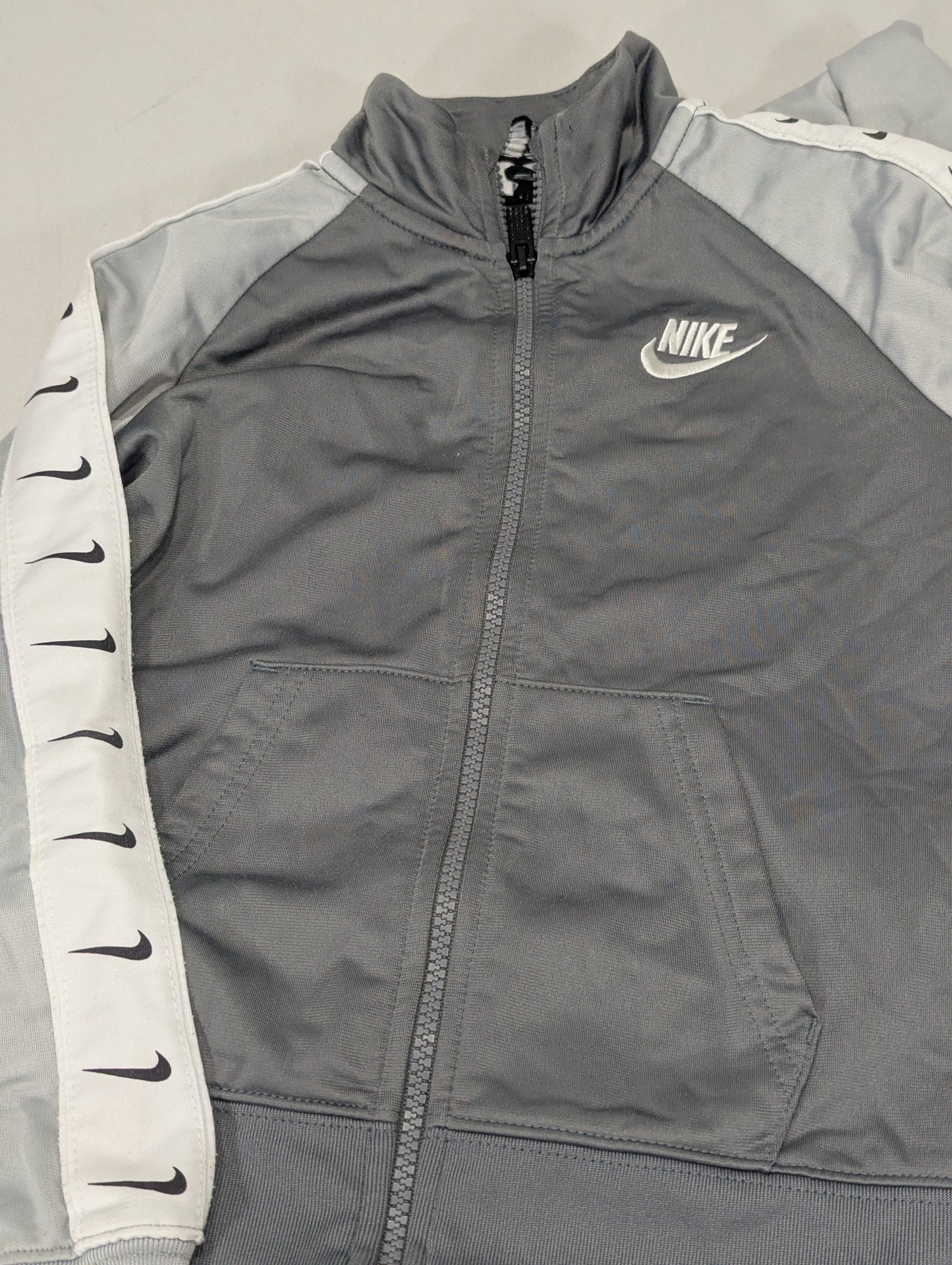 Nike  Preloved winter collection , Hoodie, Upper Jackets