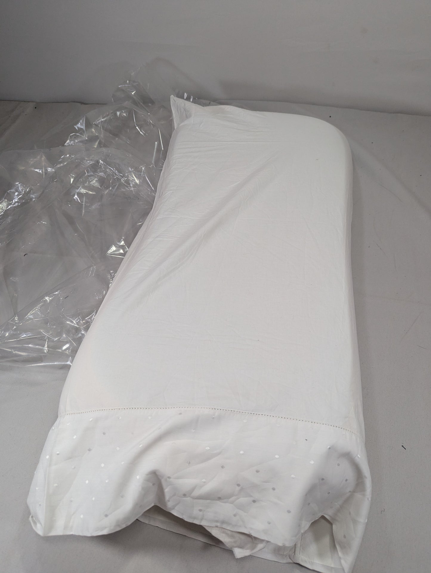 Imported Lot Memory foam Pillow P023