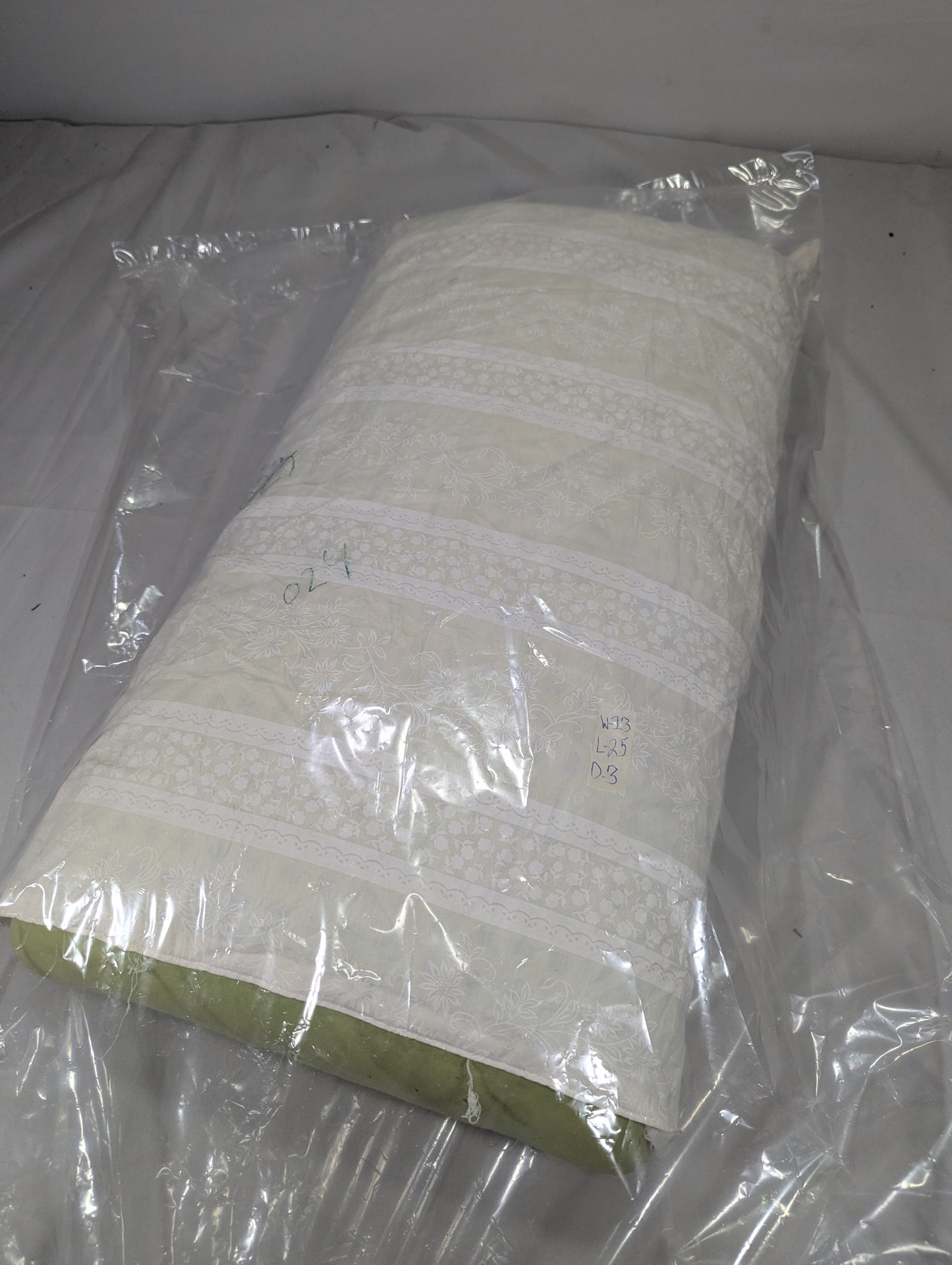 Imported Lot Memory foam Pillow P024