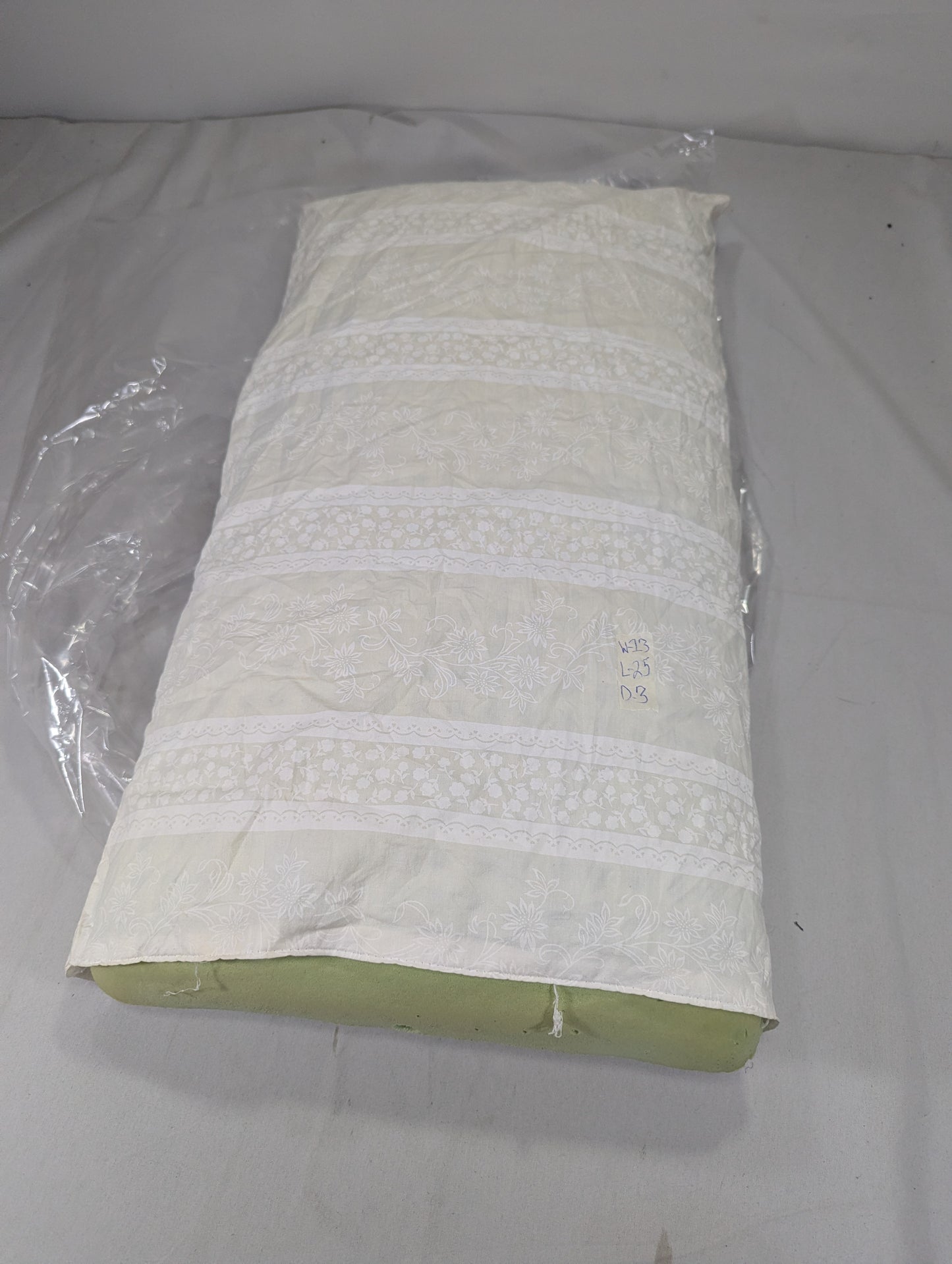 Imported Lot Memory foam Pillow P024