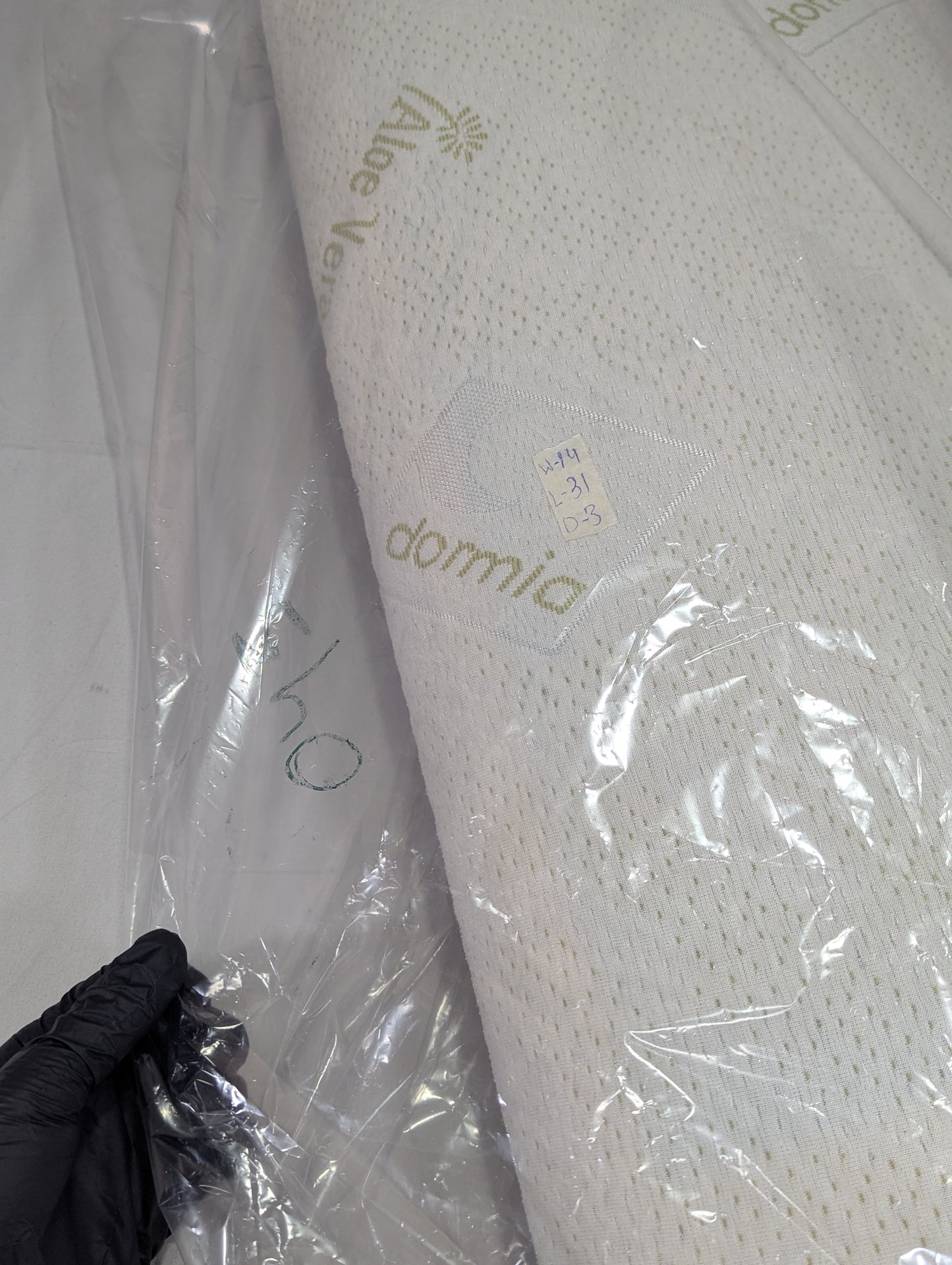 Imported Lot Memory foam Pillow P043