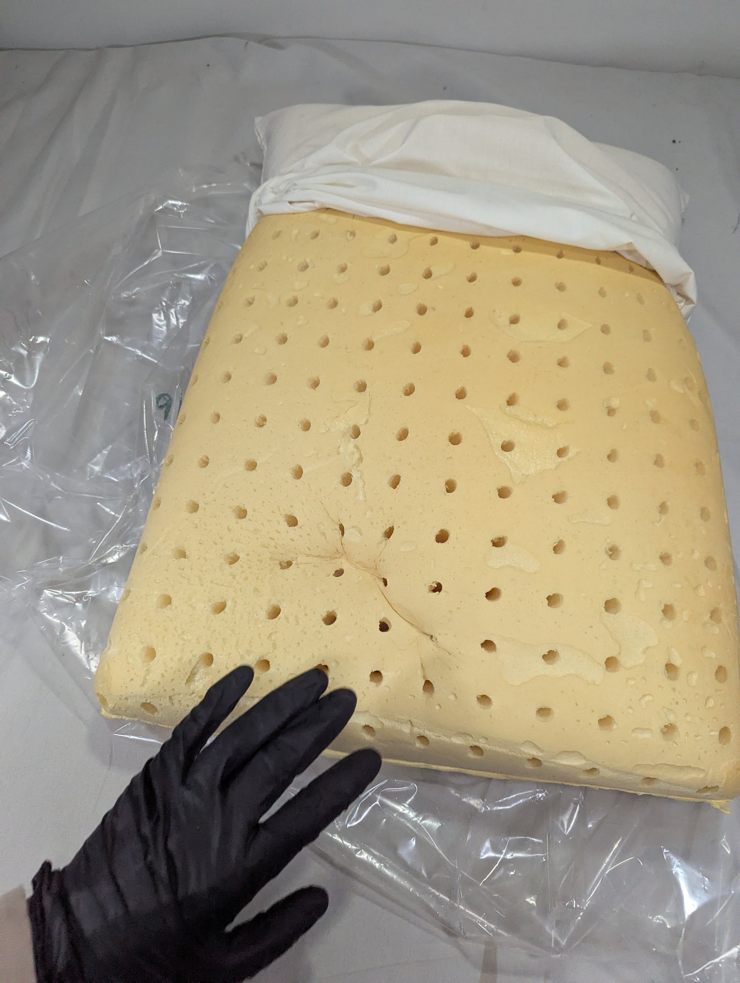 Imported Lot Memory foam Pillow P046