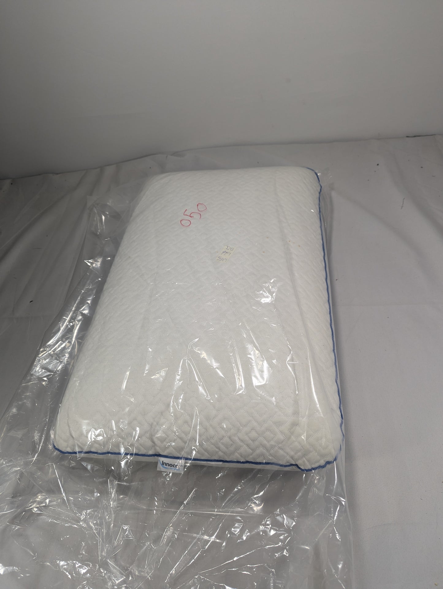Imported Authentic Memory foam Pillow P050