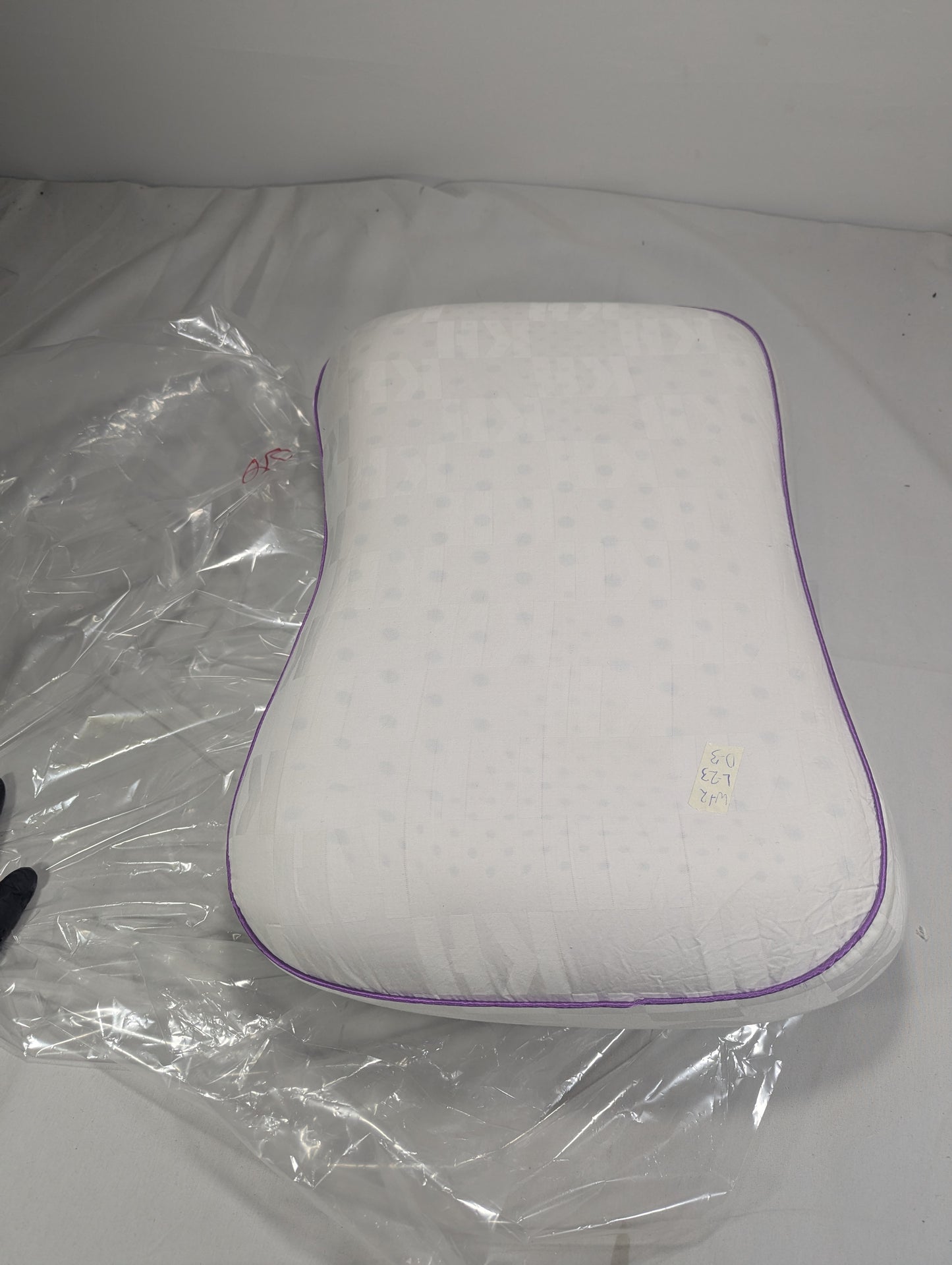 Imported Authentic Memory foam Pillow P054