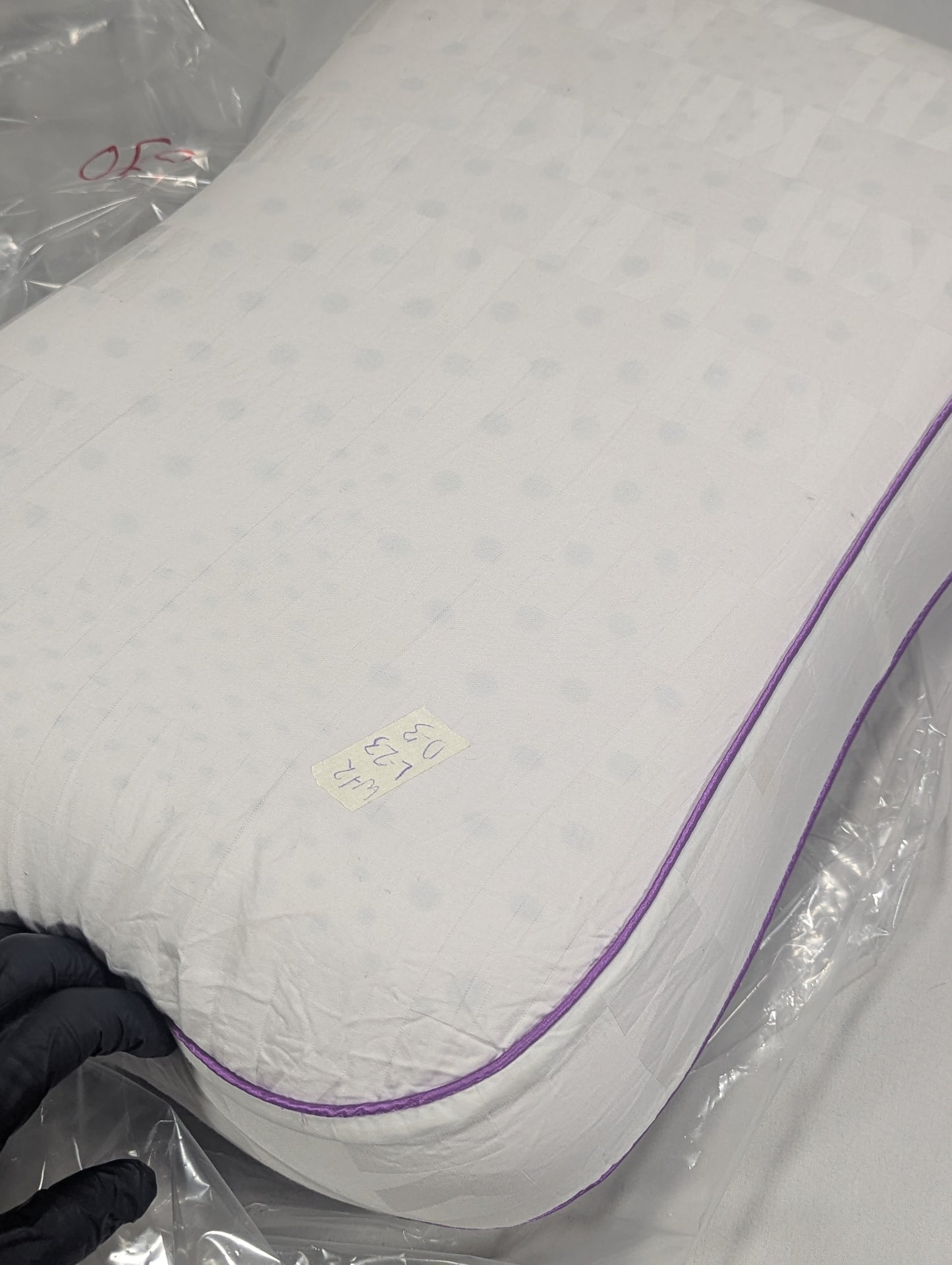 Imported Authentic Memory foam Pillow P054