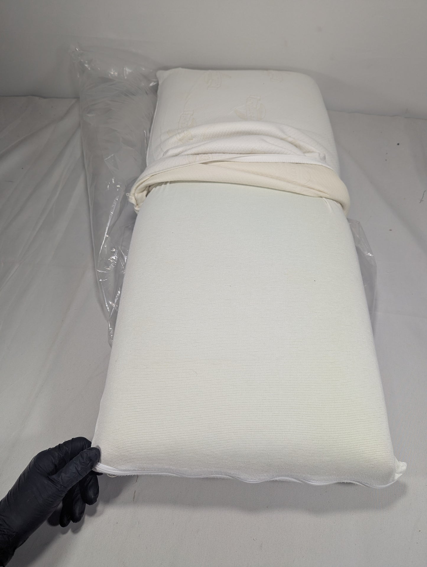 Imported Authentic Memory foam Pillow P055