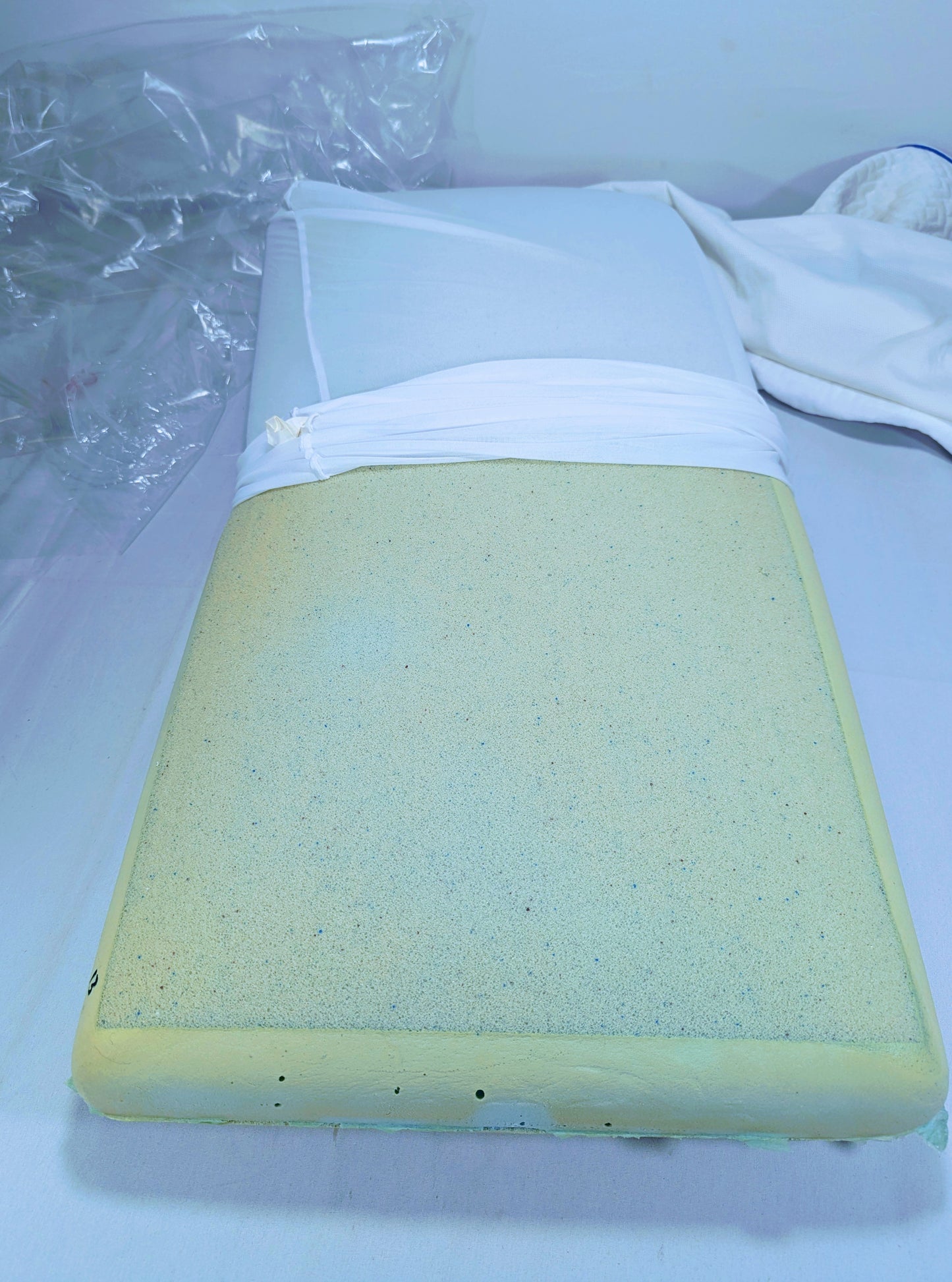 Imported Authentic Memory foam Pillow P061