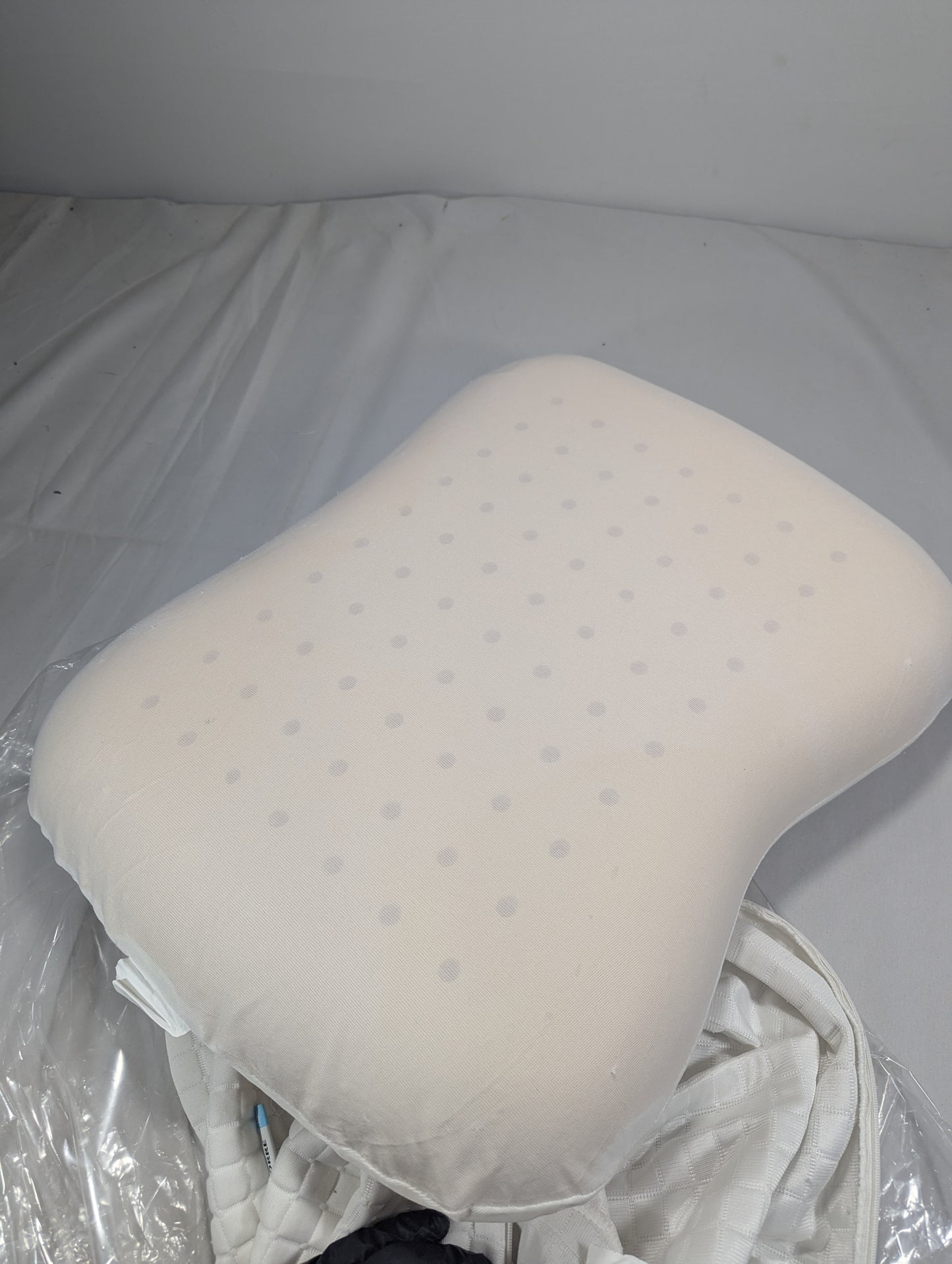 Imported Authentic Memory foam Pillow P062