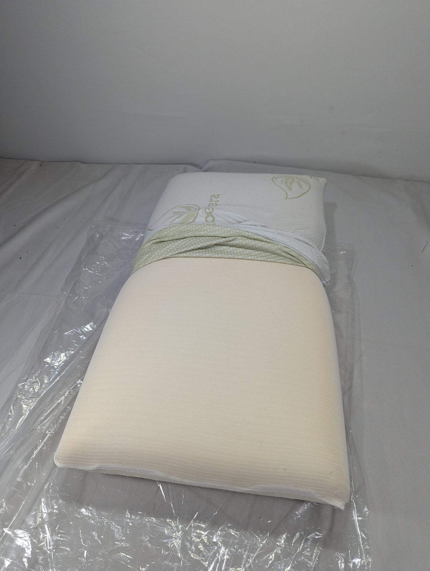 Imported Authentic Memory foam Pillow P071