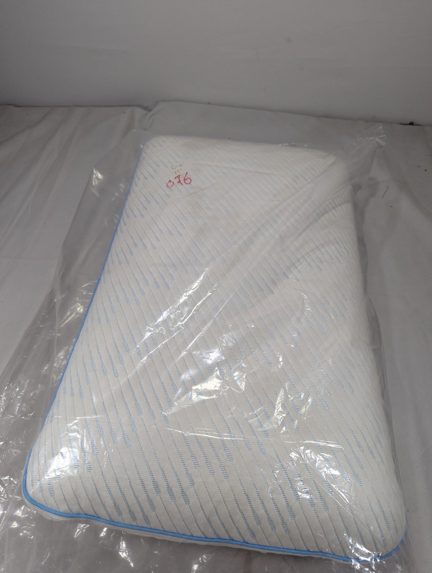 Imported Authentic Memory foam Pillow P076