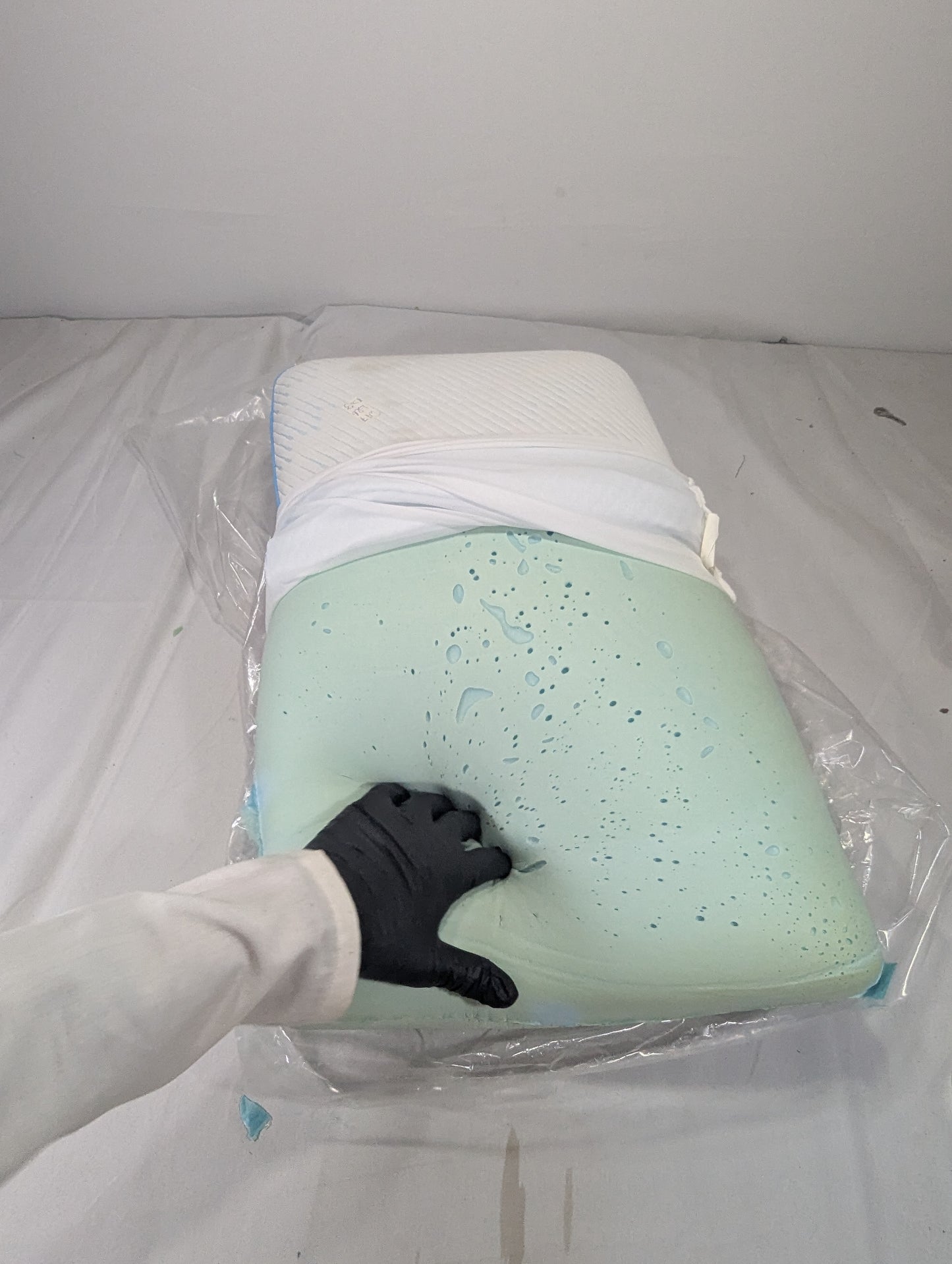 Imported Authentic Memory foam Pillow P076