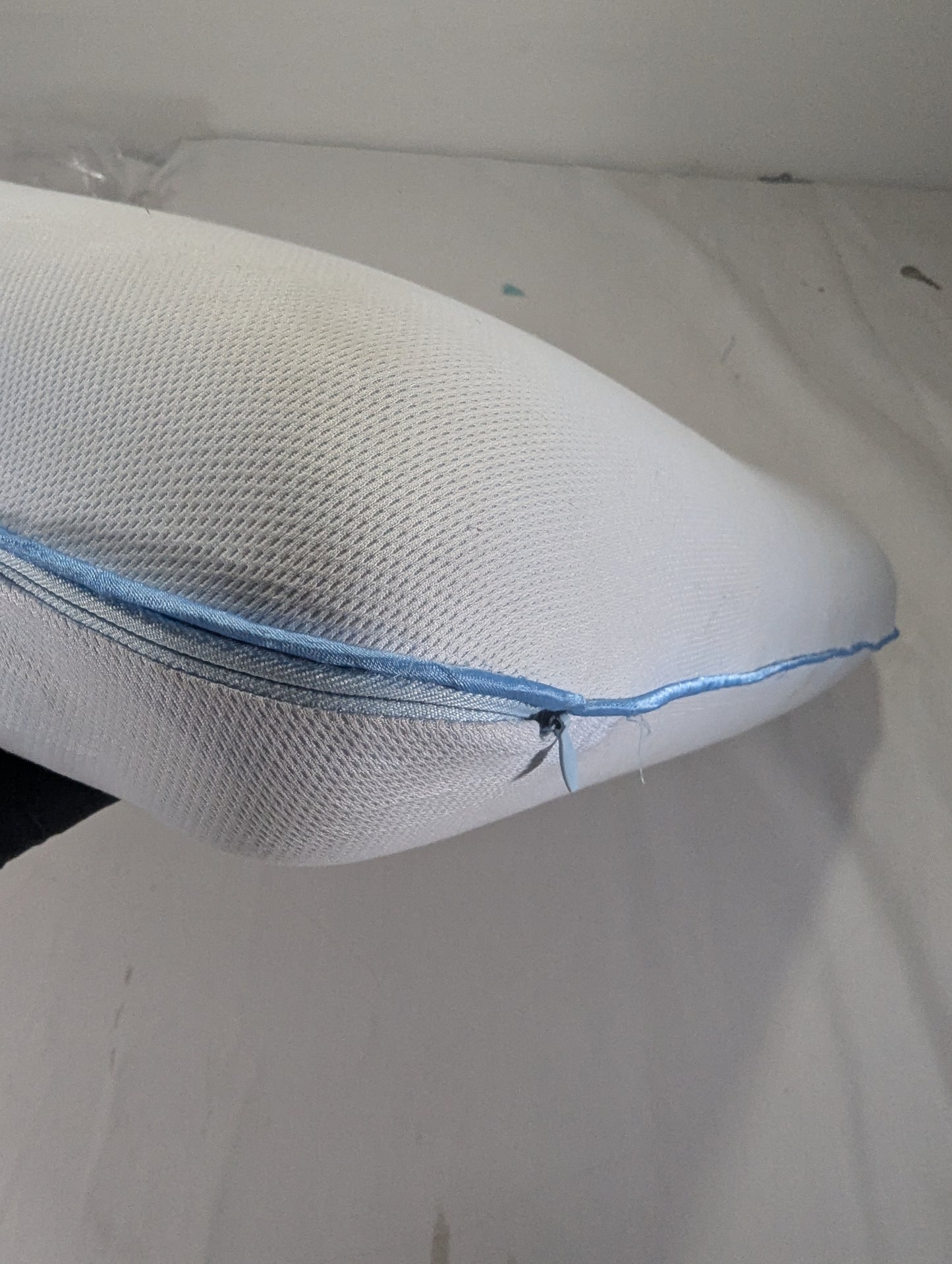 Imported Authentic Memory foam Pillow P081