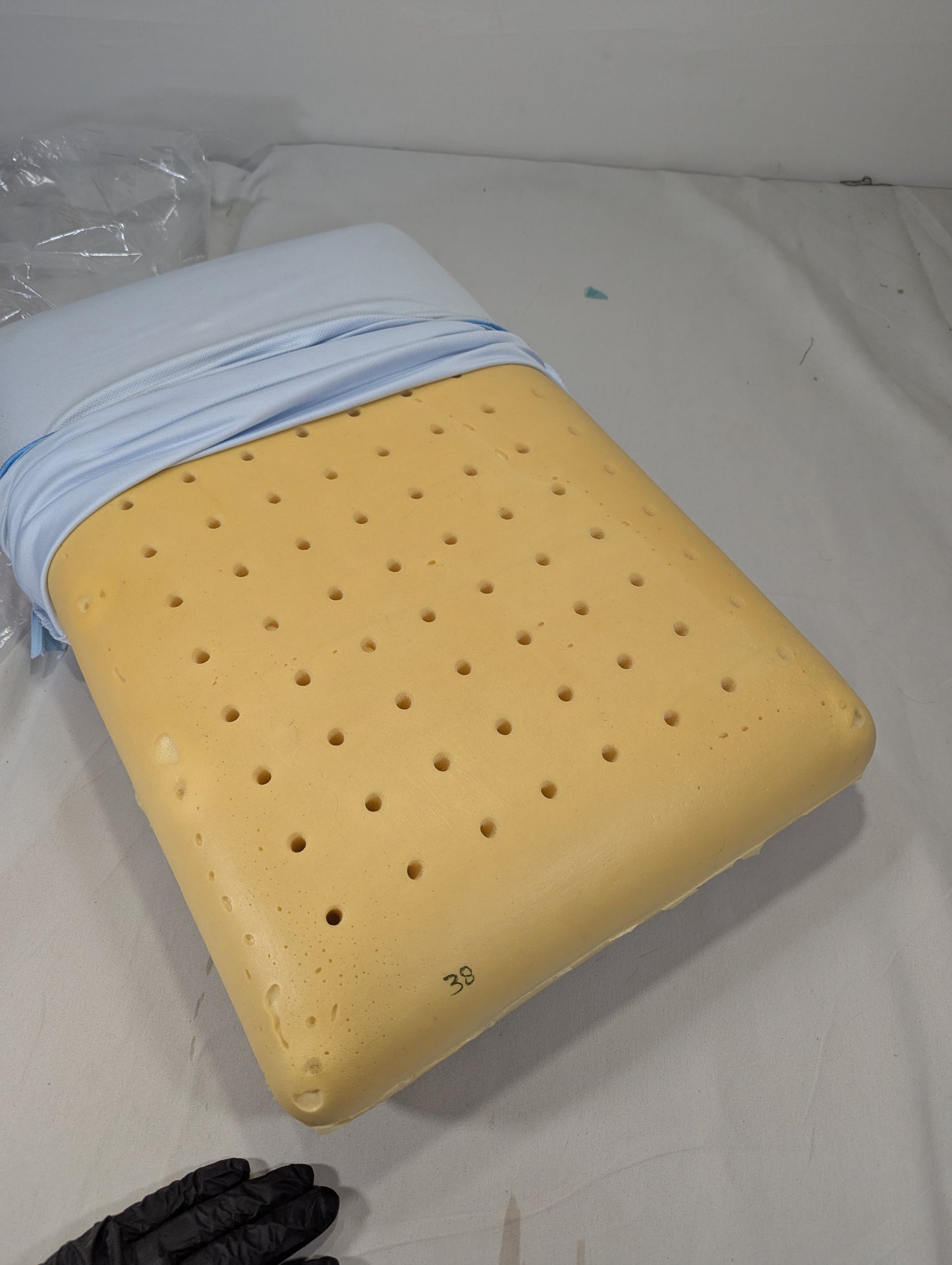 Imported Authentic Memory foam Pillow P081