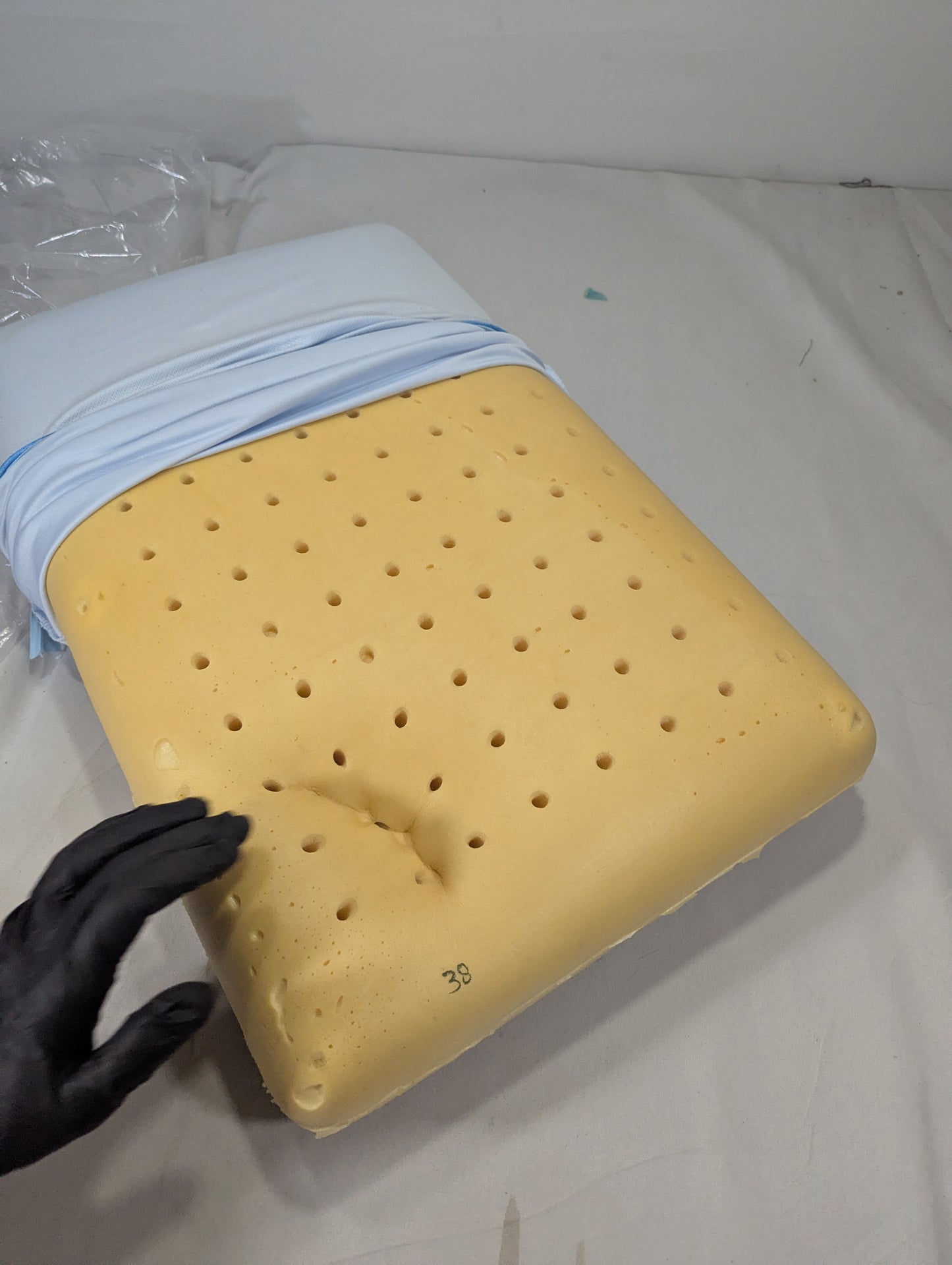 Imported Authentic Memory foam Pillow P081