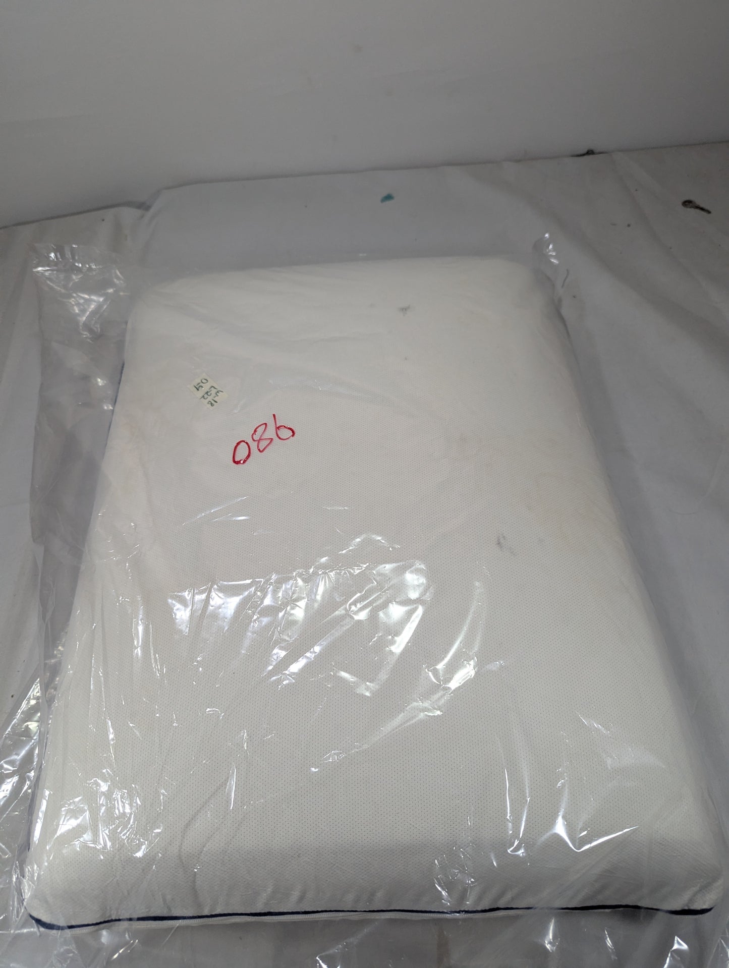 Imported Authentic Memory foam Pillow P086