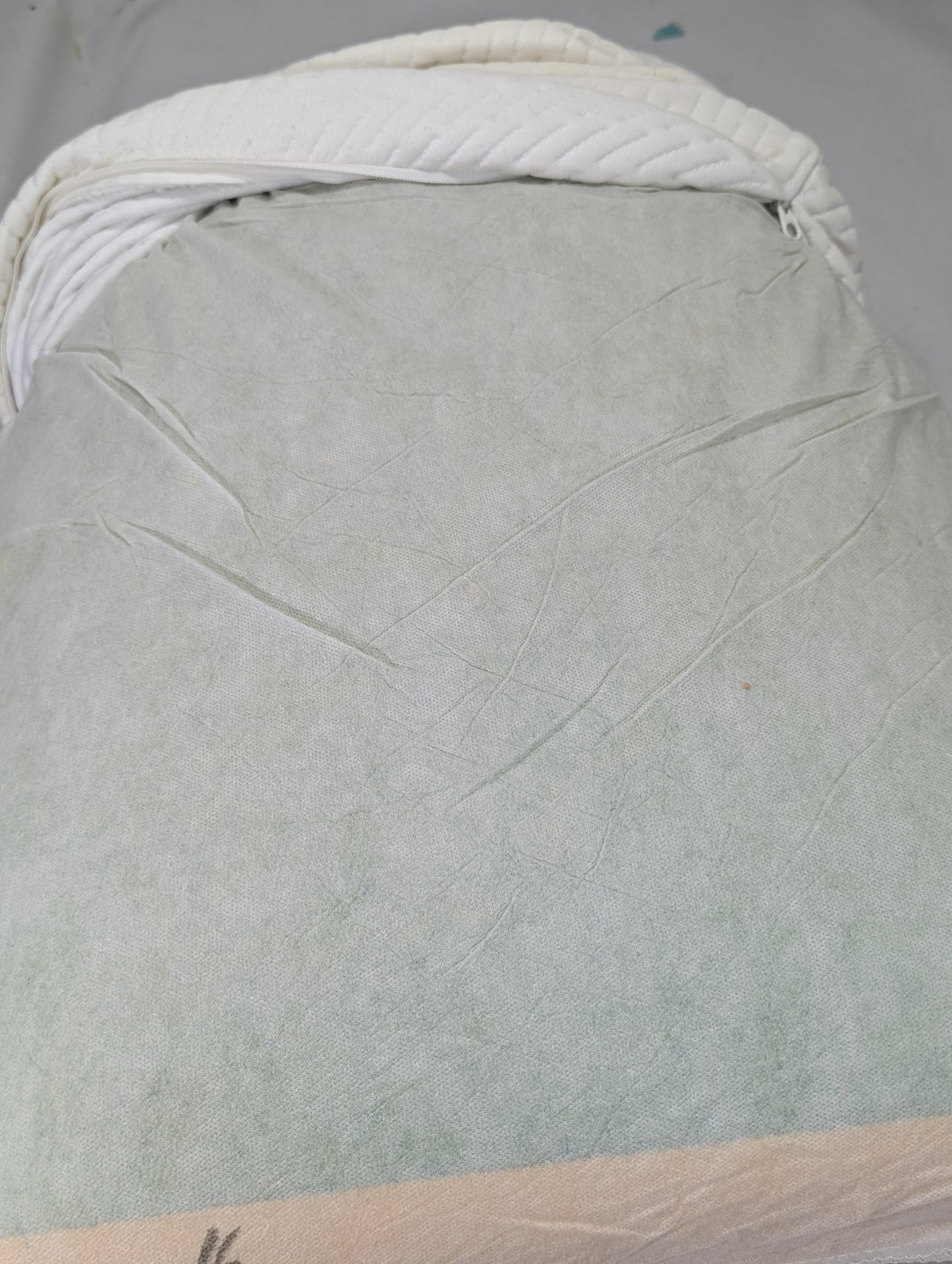 Imported Authentic Memory foam Pillow P087