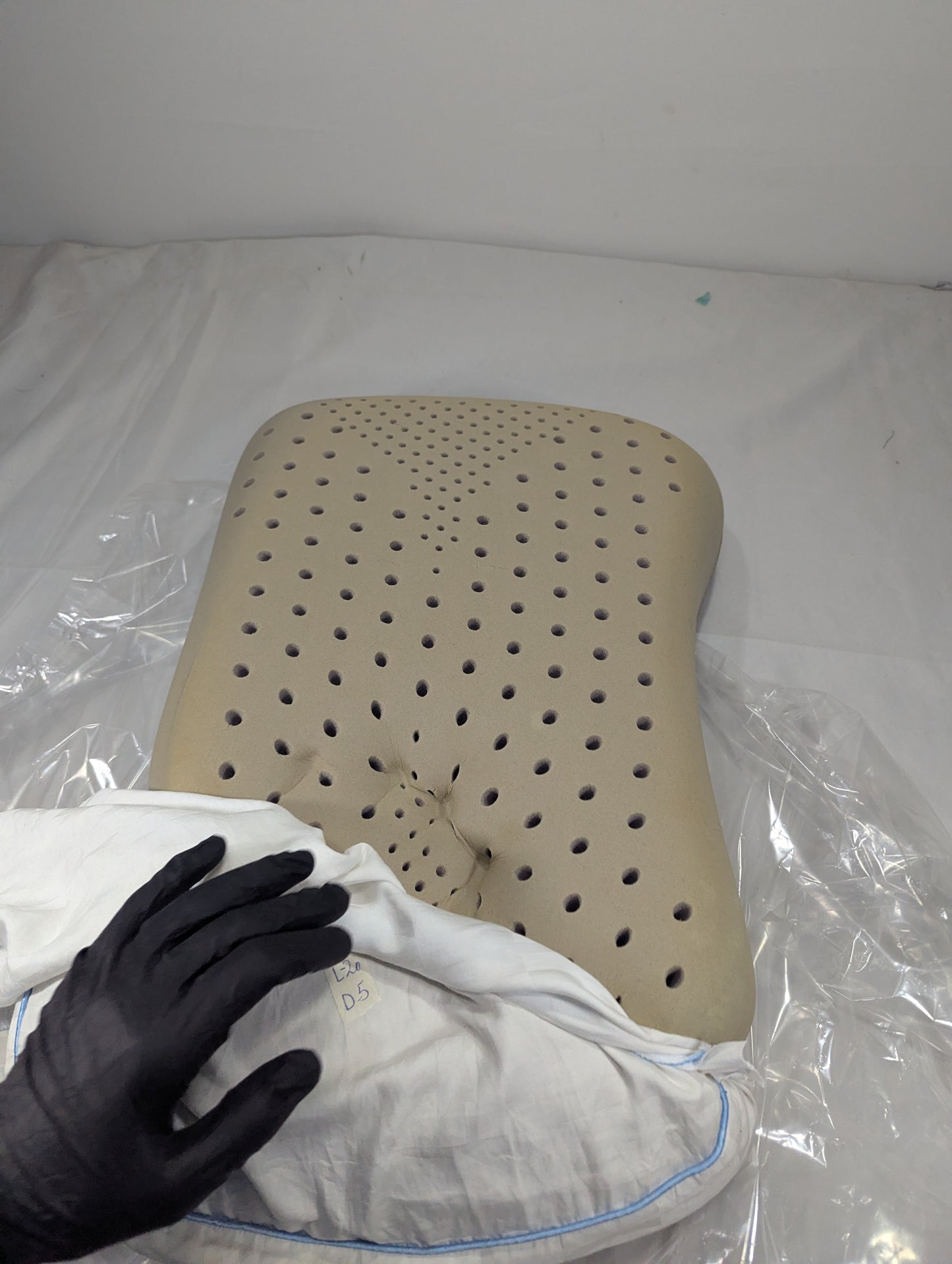 Imported Authentic Memory foam Pillow P089