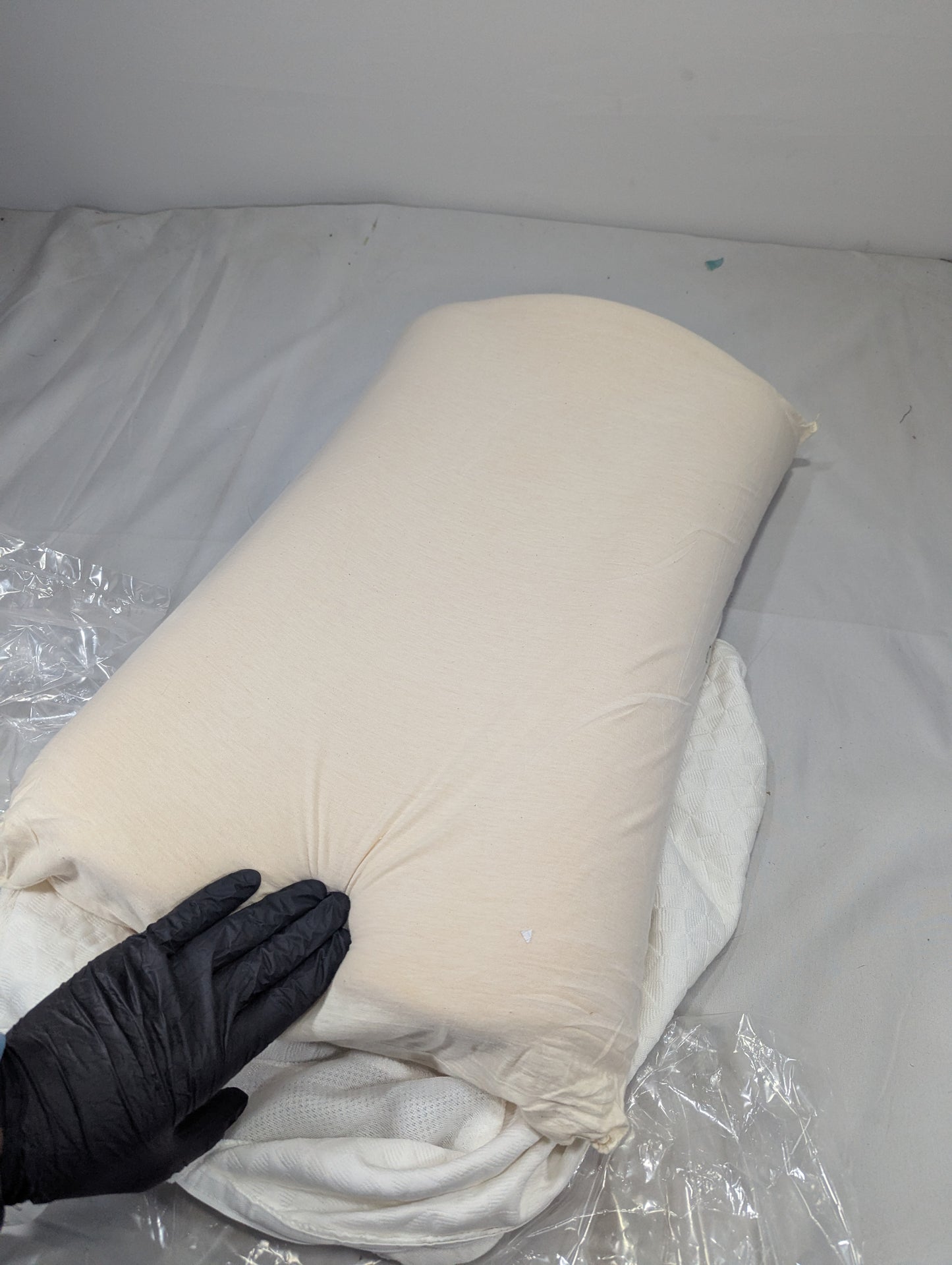 LATEX Imported Authentic Memory foam Pillow P091