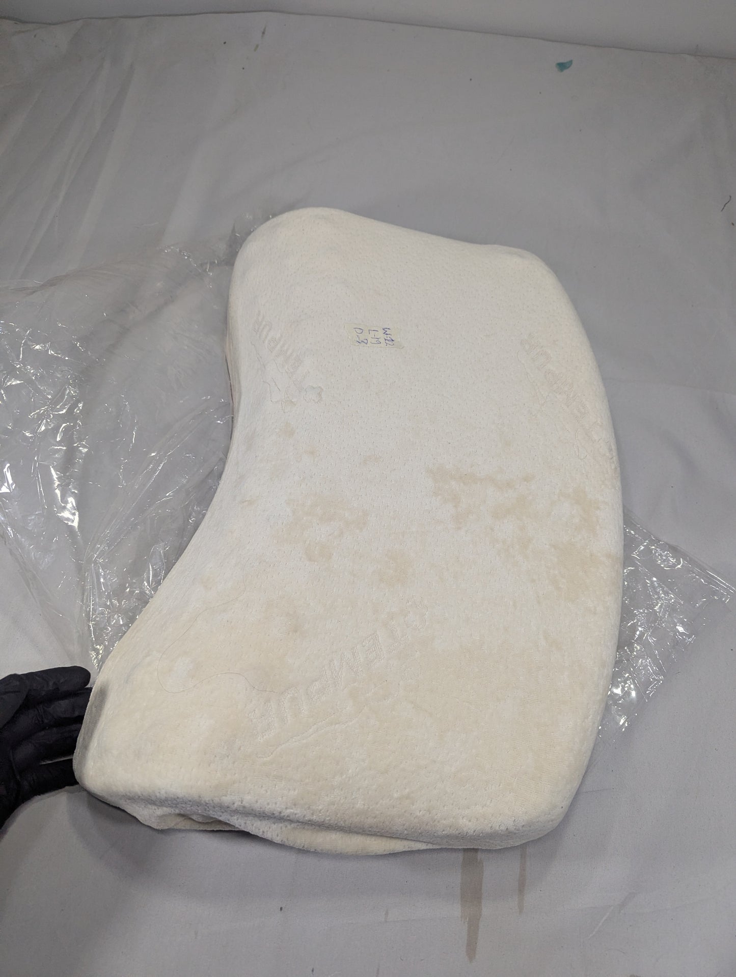 Imported Authentic Memory foam Pillow P093