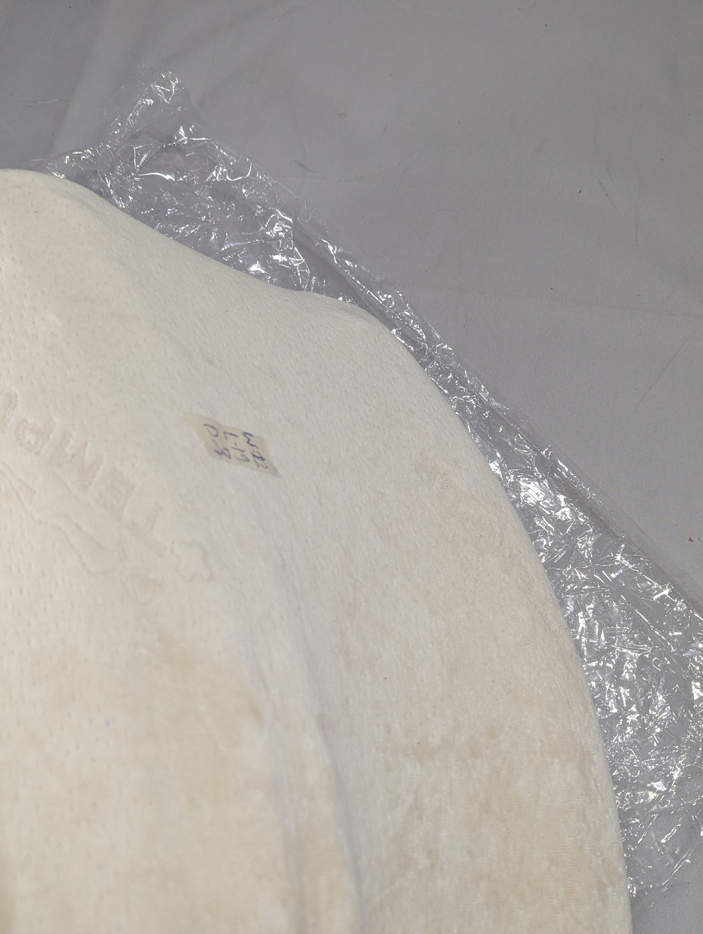 Imported Authentic Memory foam Pillow P093